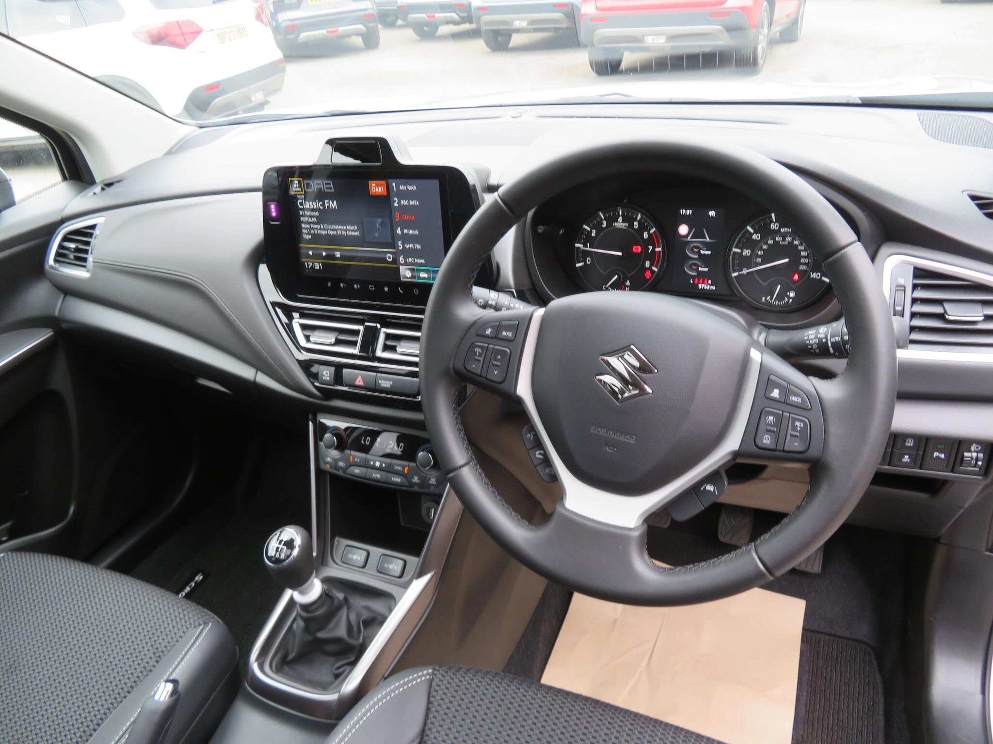 Suzuki S-Cross - Image 14