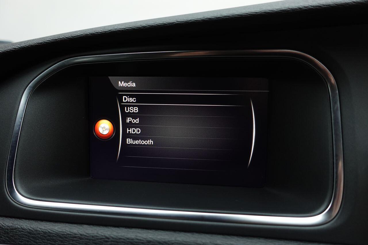 Volvo V40 - Image 6