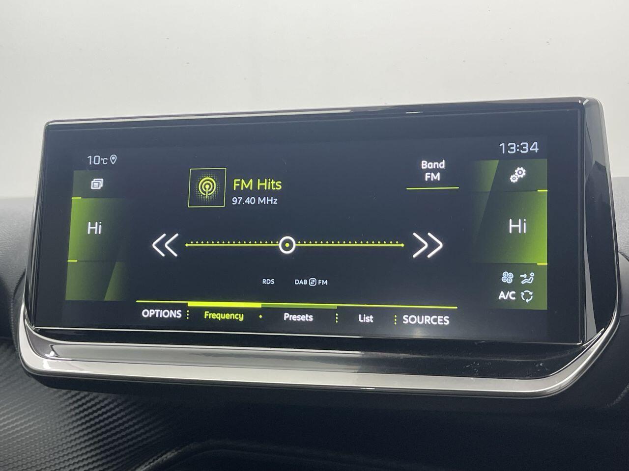 Peugeot 2008 - Image 42