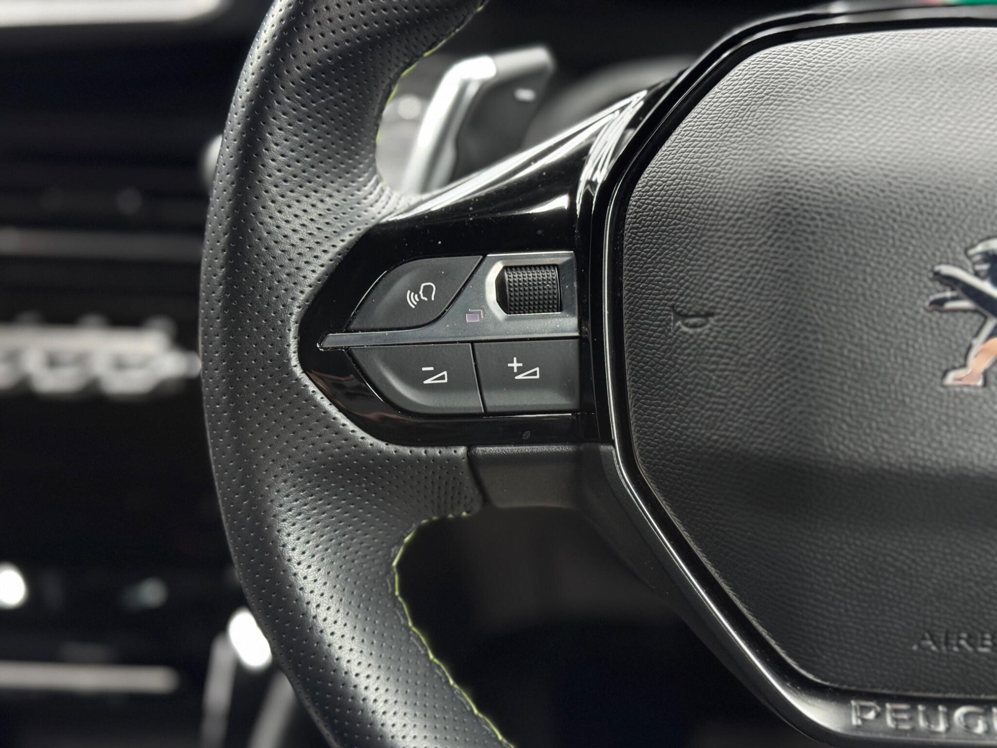 Peugeot 208 - Image 20