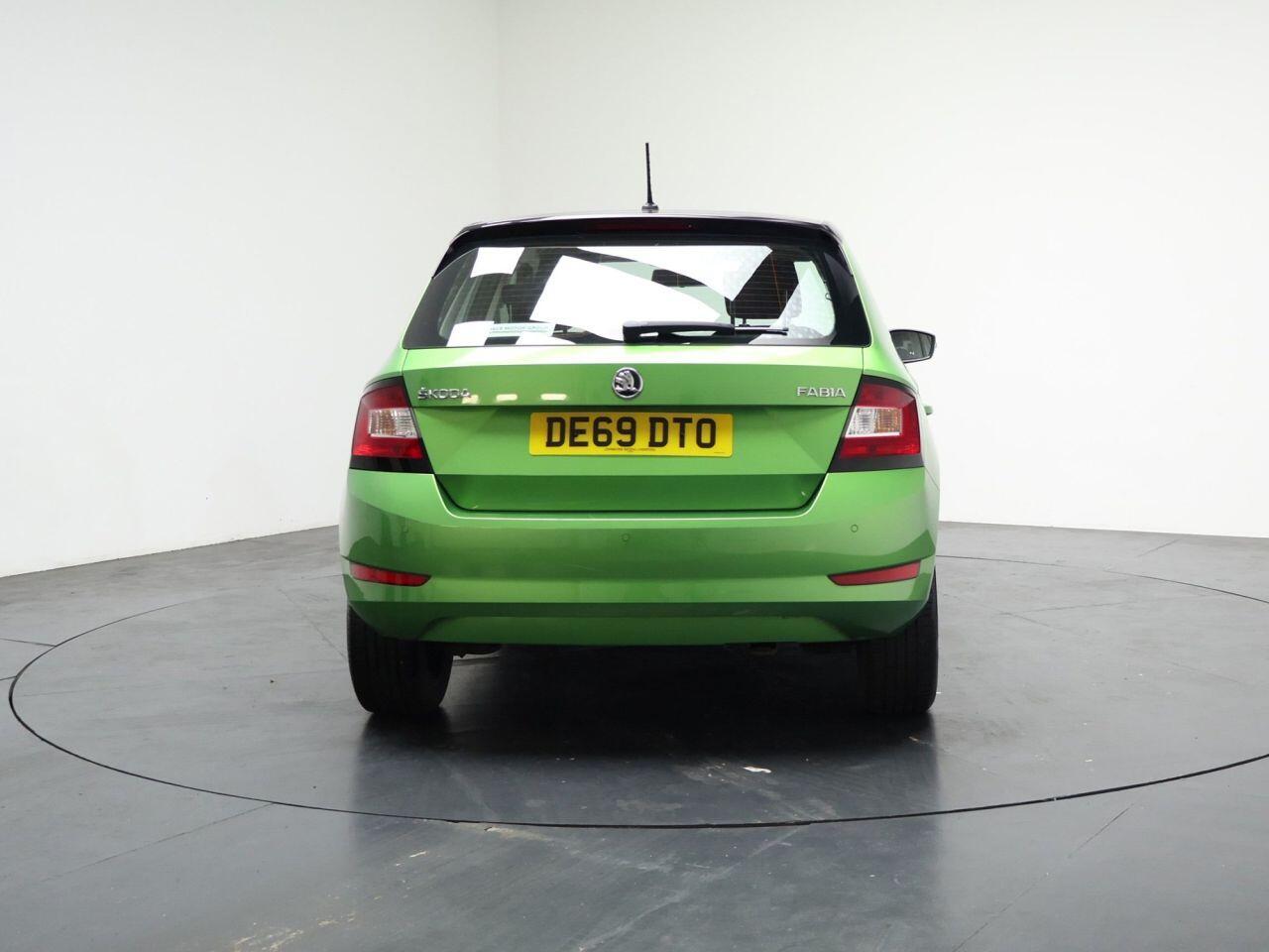 Skoda Fabia - Image 11