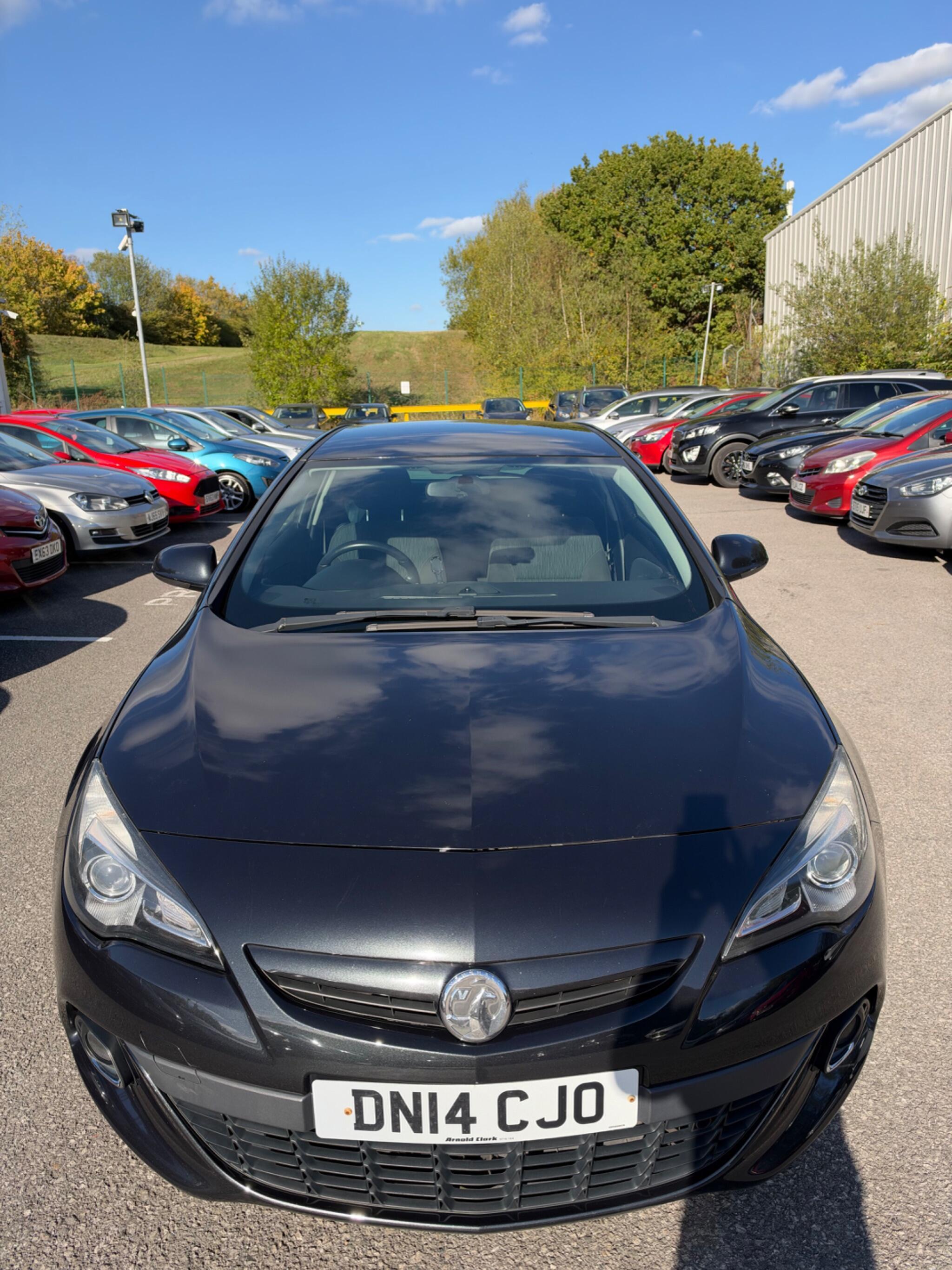 Vauxhall Astra GTC - Image 3