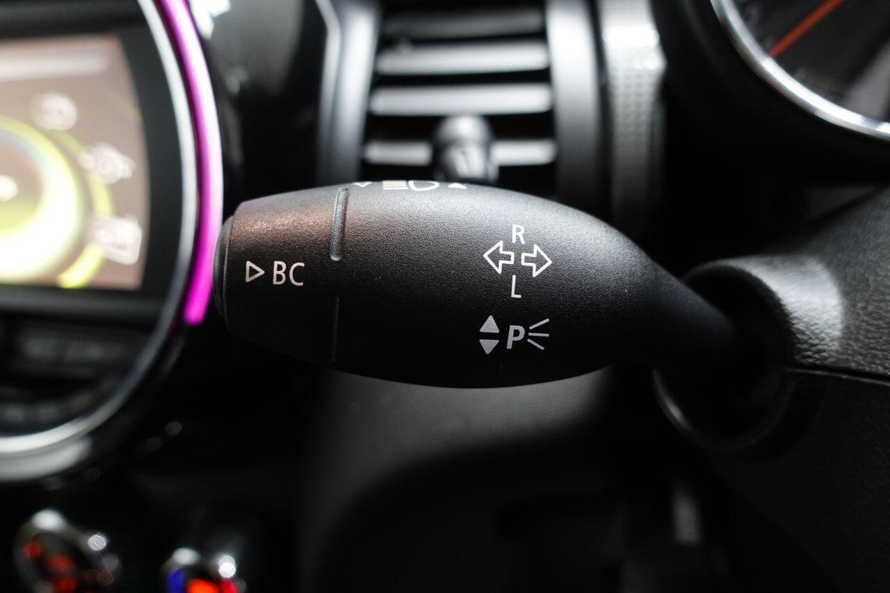 MINI Hatch - Image 25