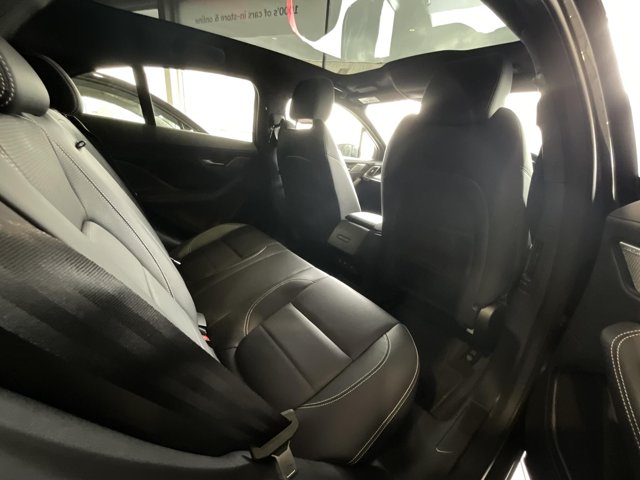 Jaguar I-Pace - Image 11