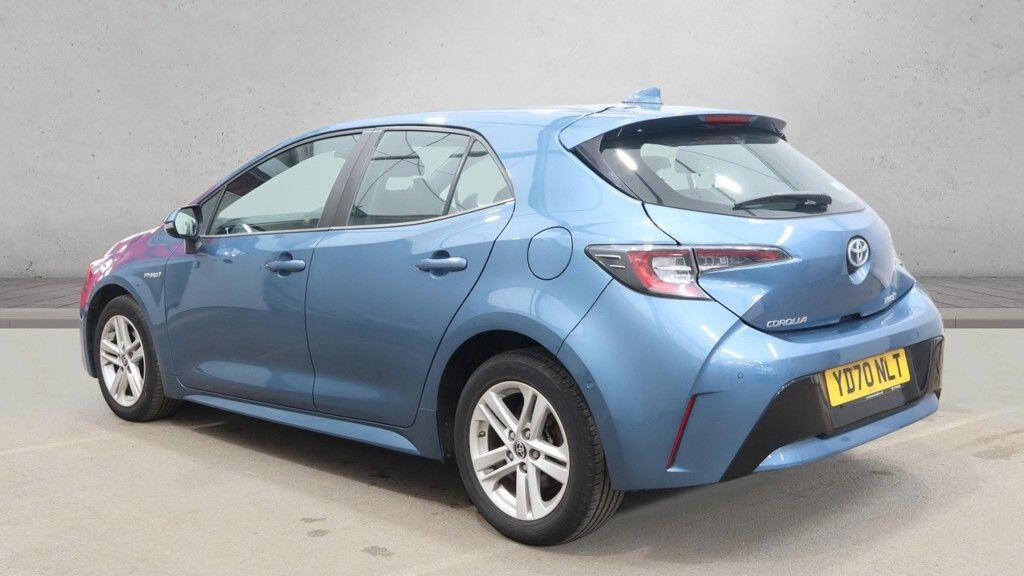 Toyota Corolla - Image 6