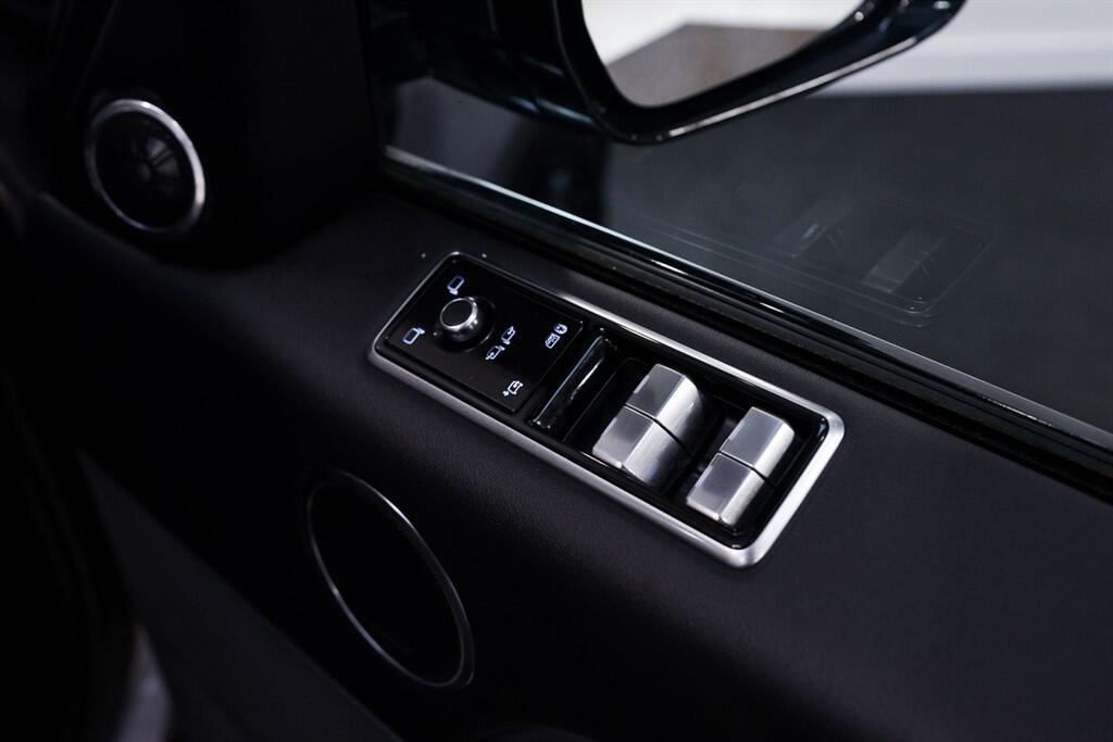 Land Rover RANGE ROVER SPORT - Image 30