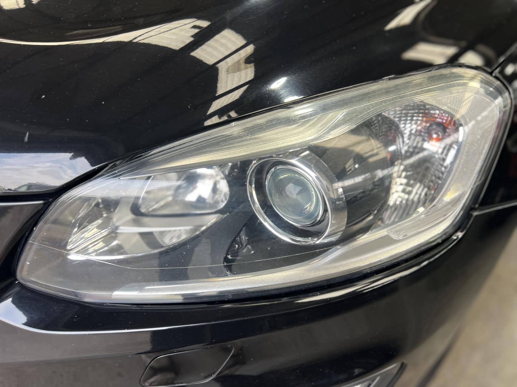 Volvo XC60 - Image 13