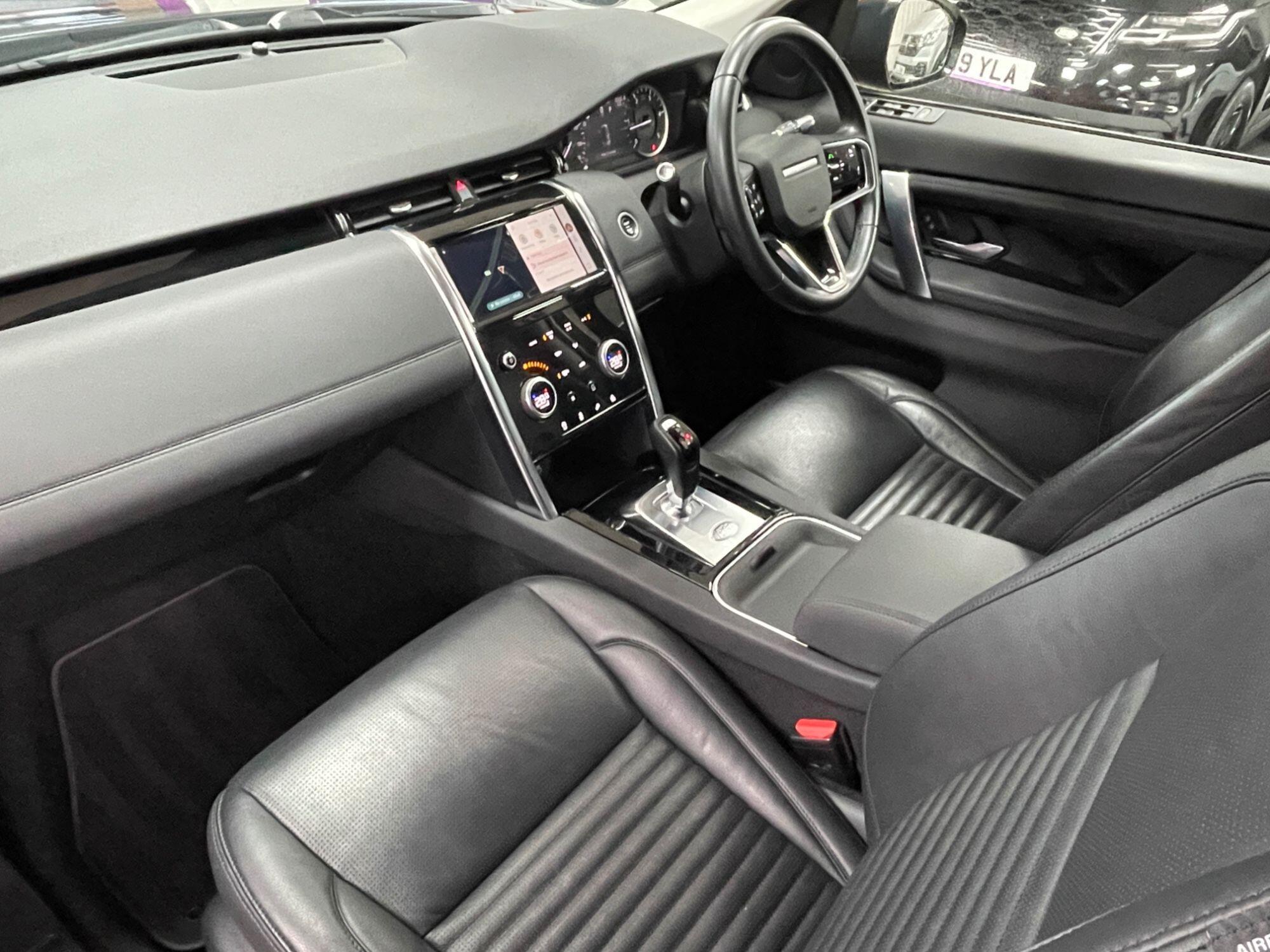Land Rover DISCOVERY SPORT - Image 32