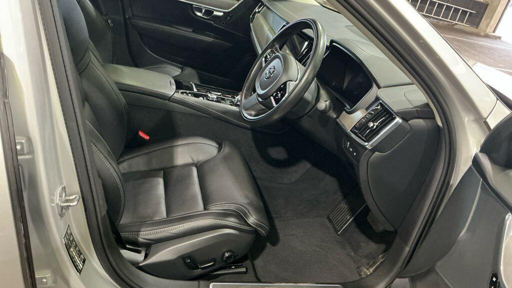 Volvo S90 - Image 3