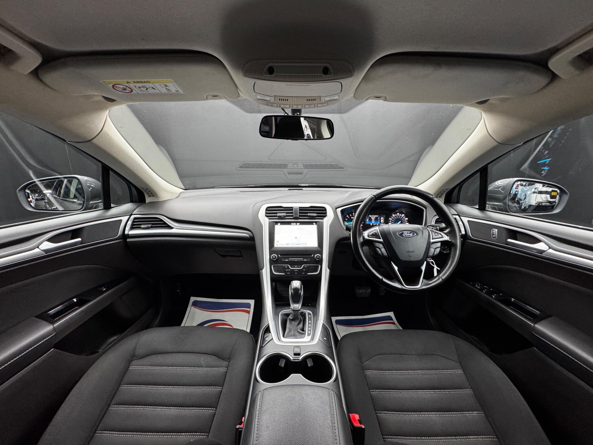 Ford Mondeo - Image 17