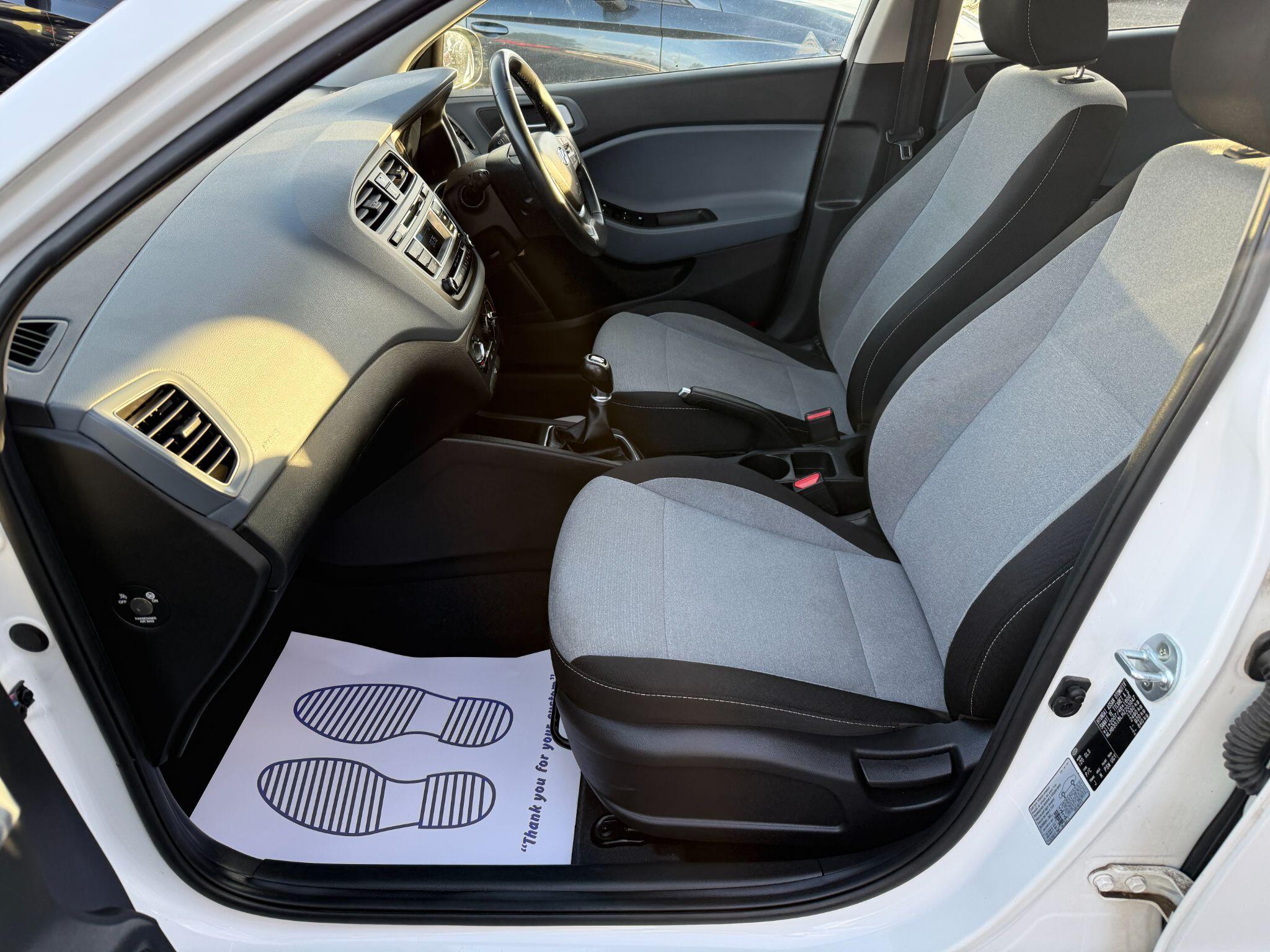 Hyundai i20 - Image 21