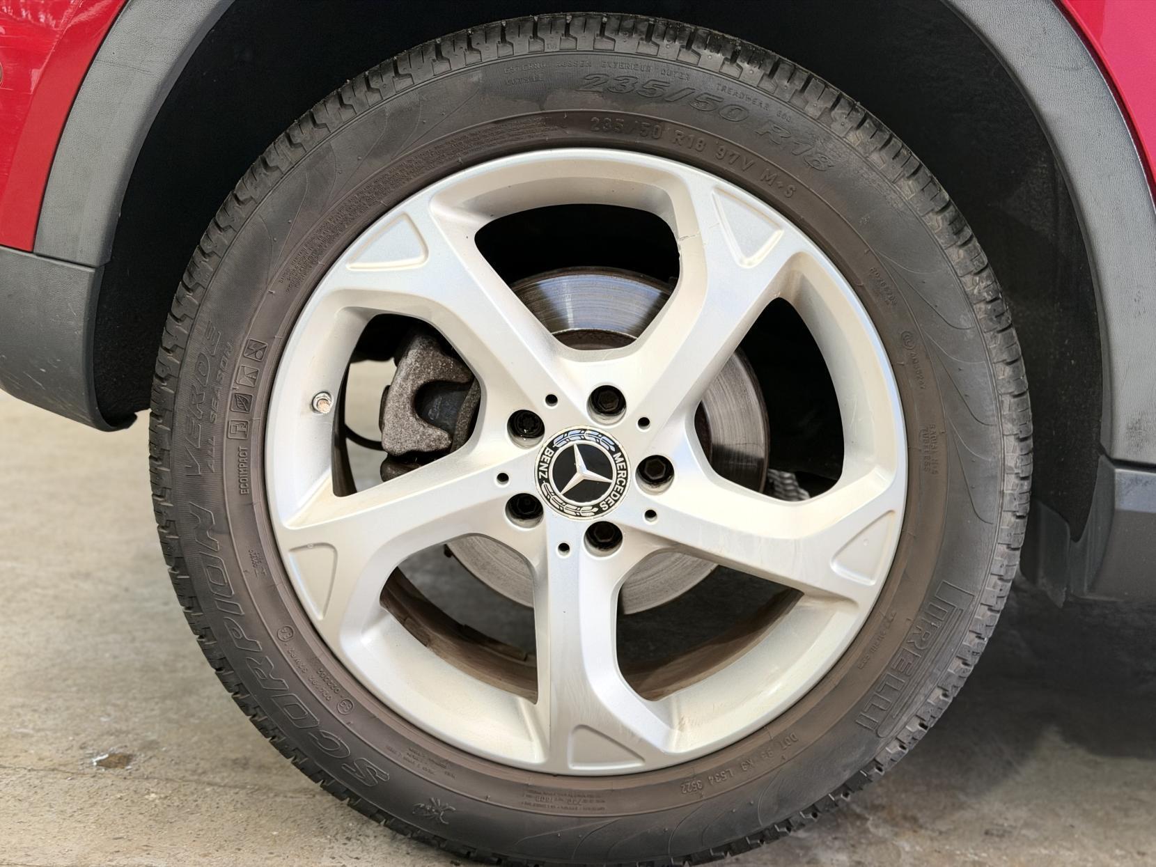 Mercedes GLA - Image 17