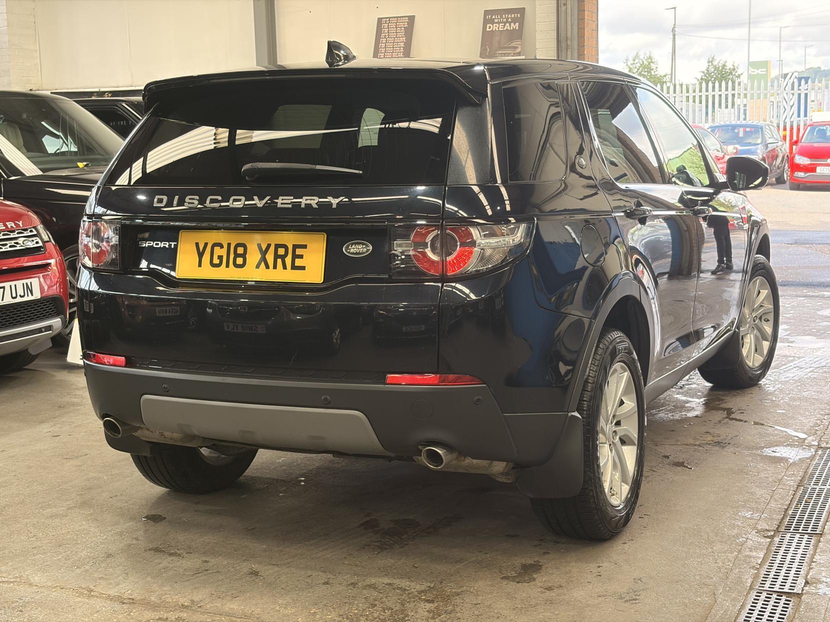 Land Rover DISCOVERY SPORT - Image 7