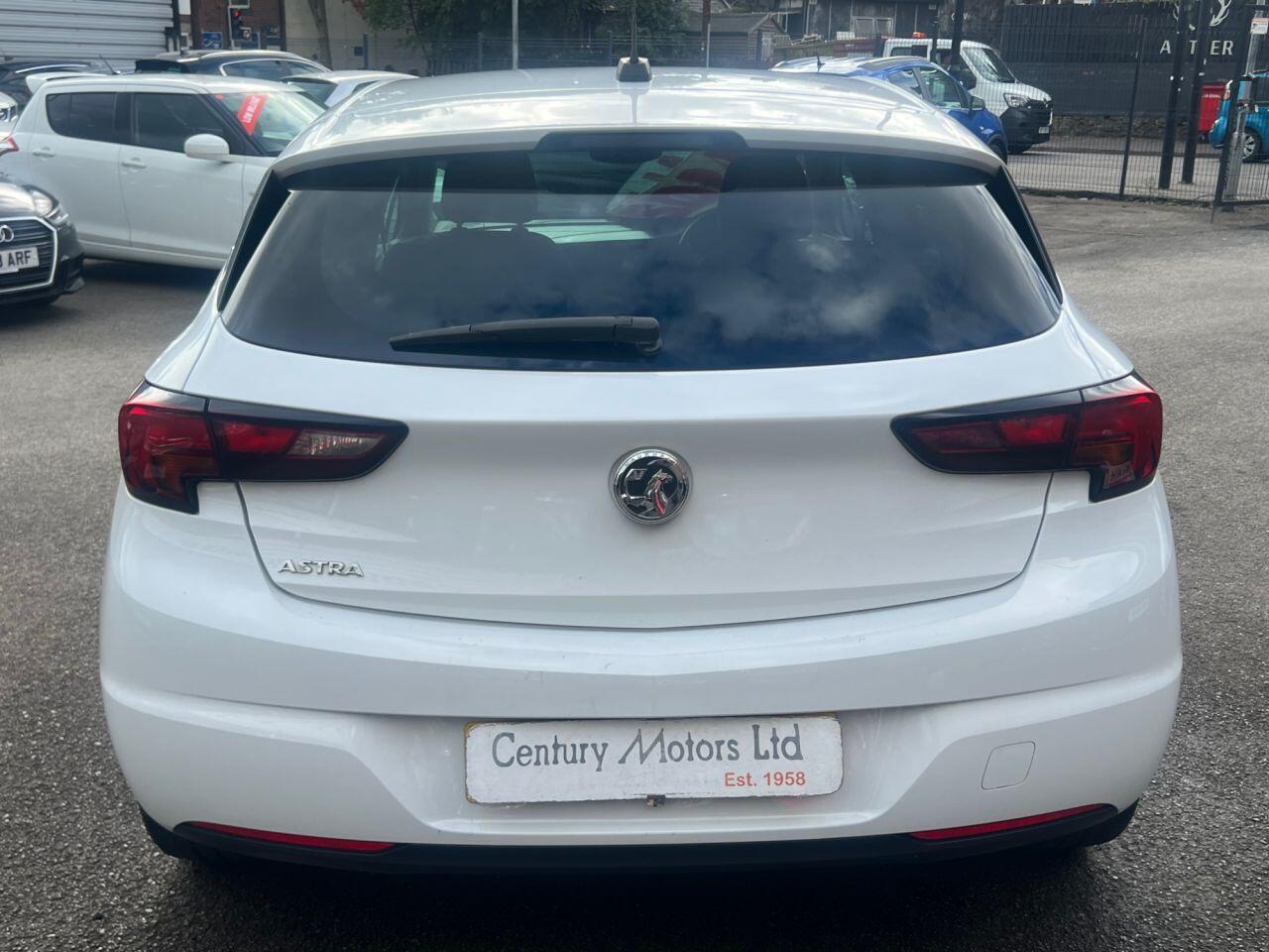 Vauxhall Astra - Image 13
