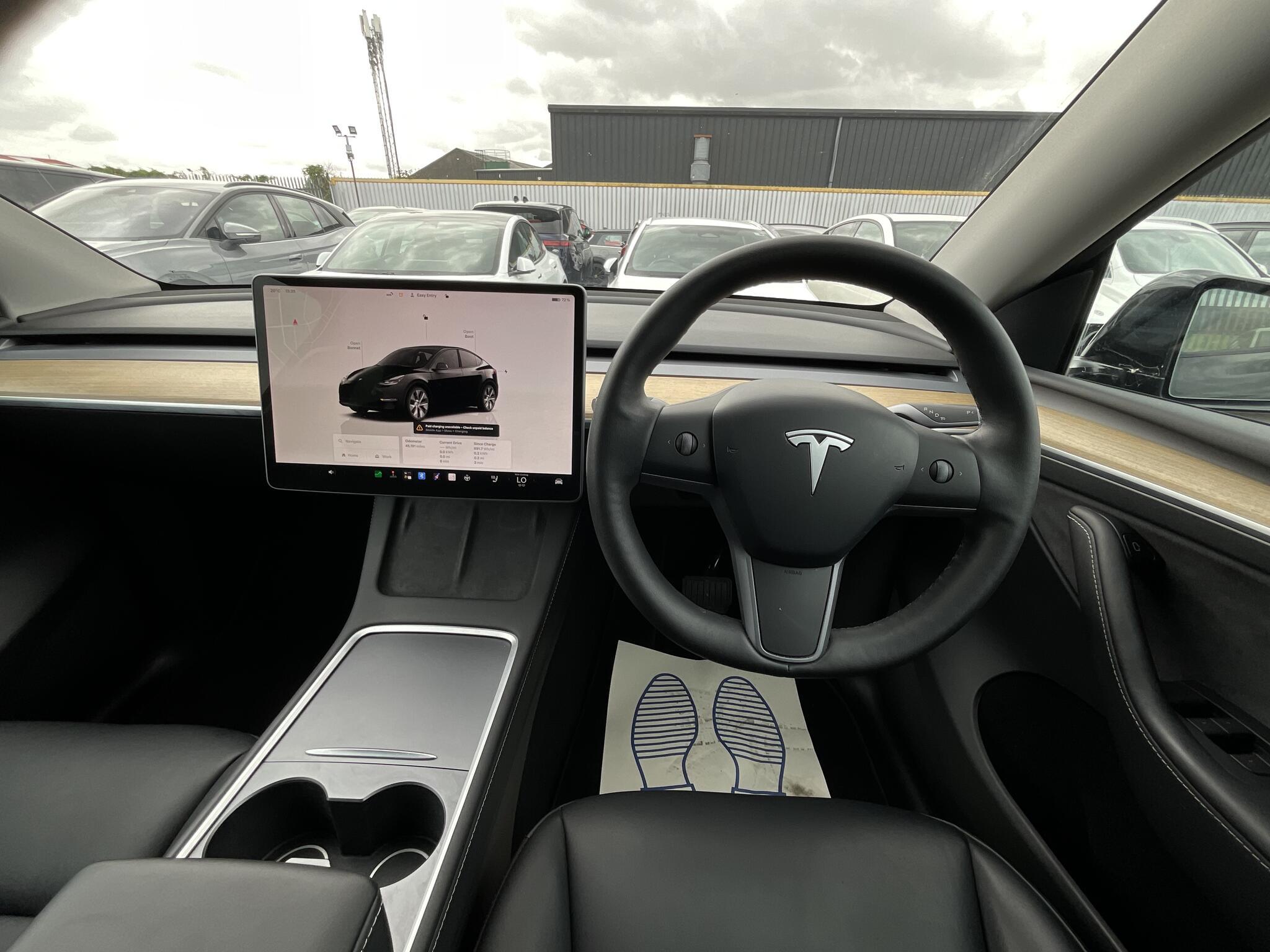 Tesla Model Y - Image 6