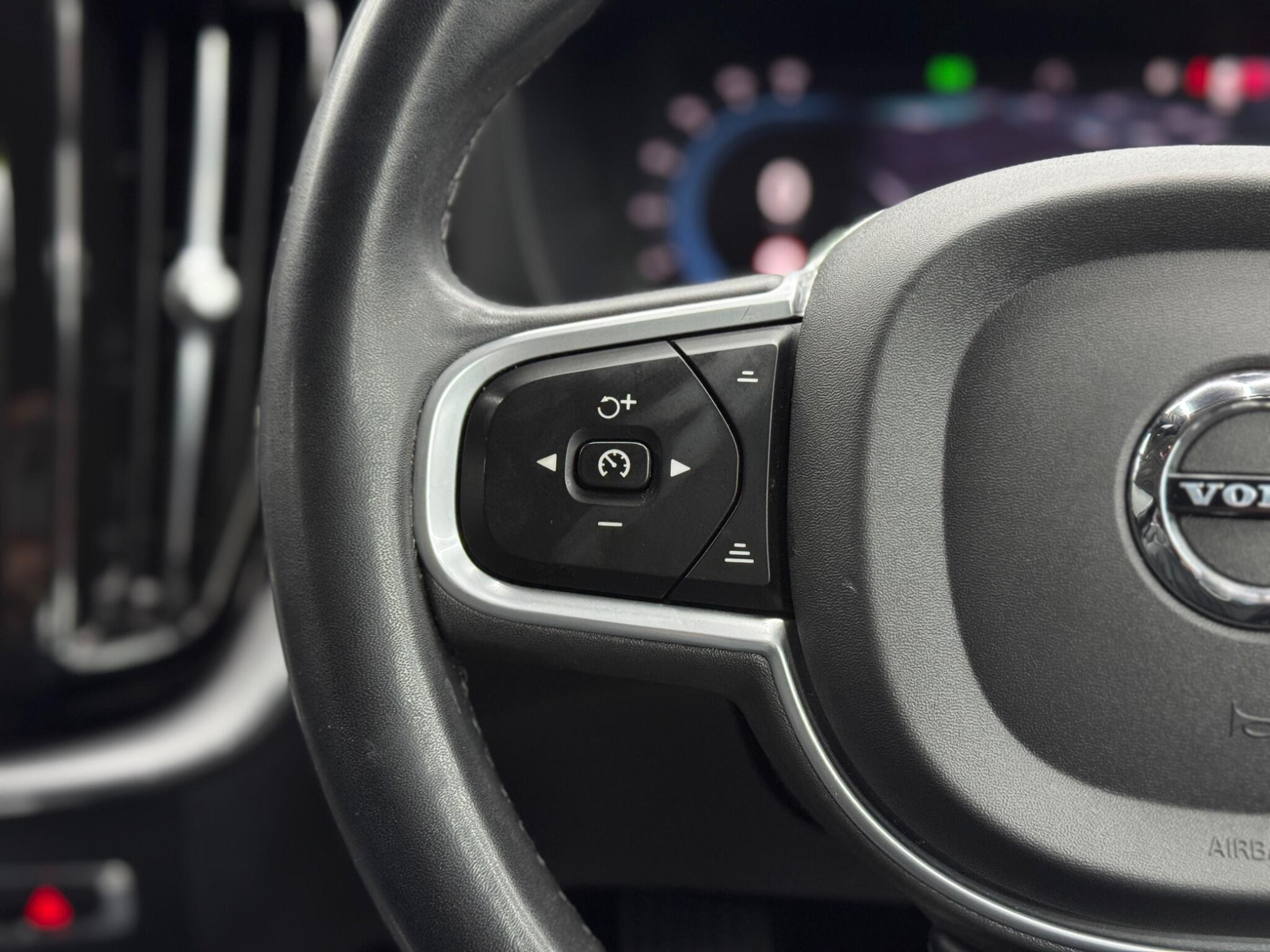 Volvo XC60 - Image 20