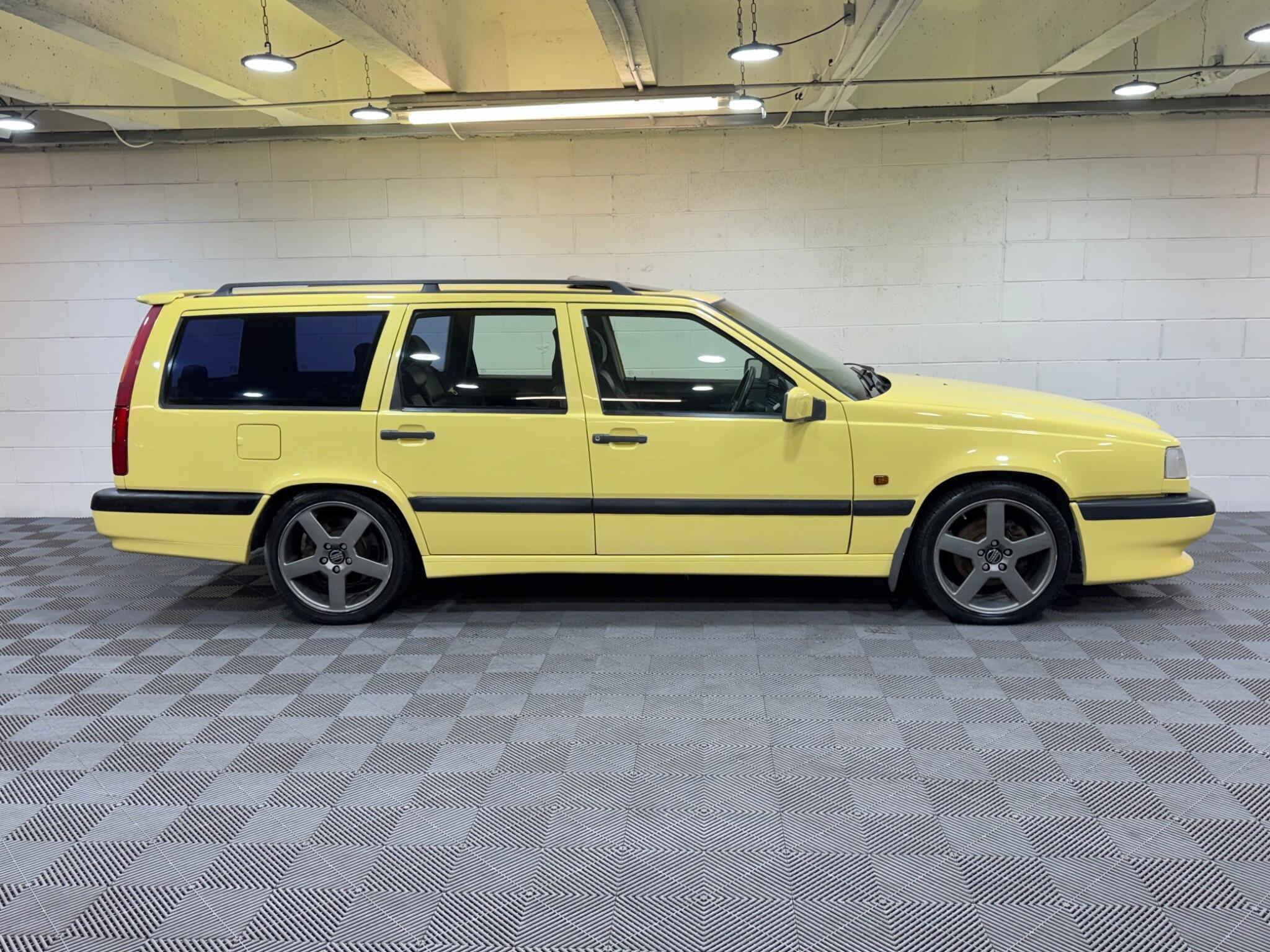 Volvo 850 - Image 5