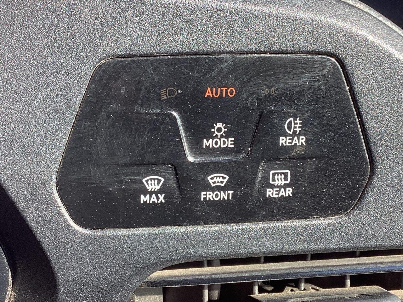 Volkswagen Caddy - Image 19
