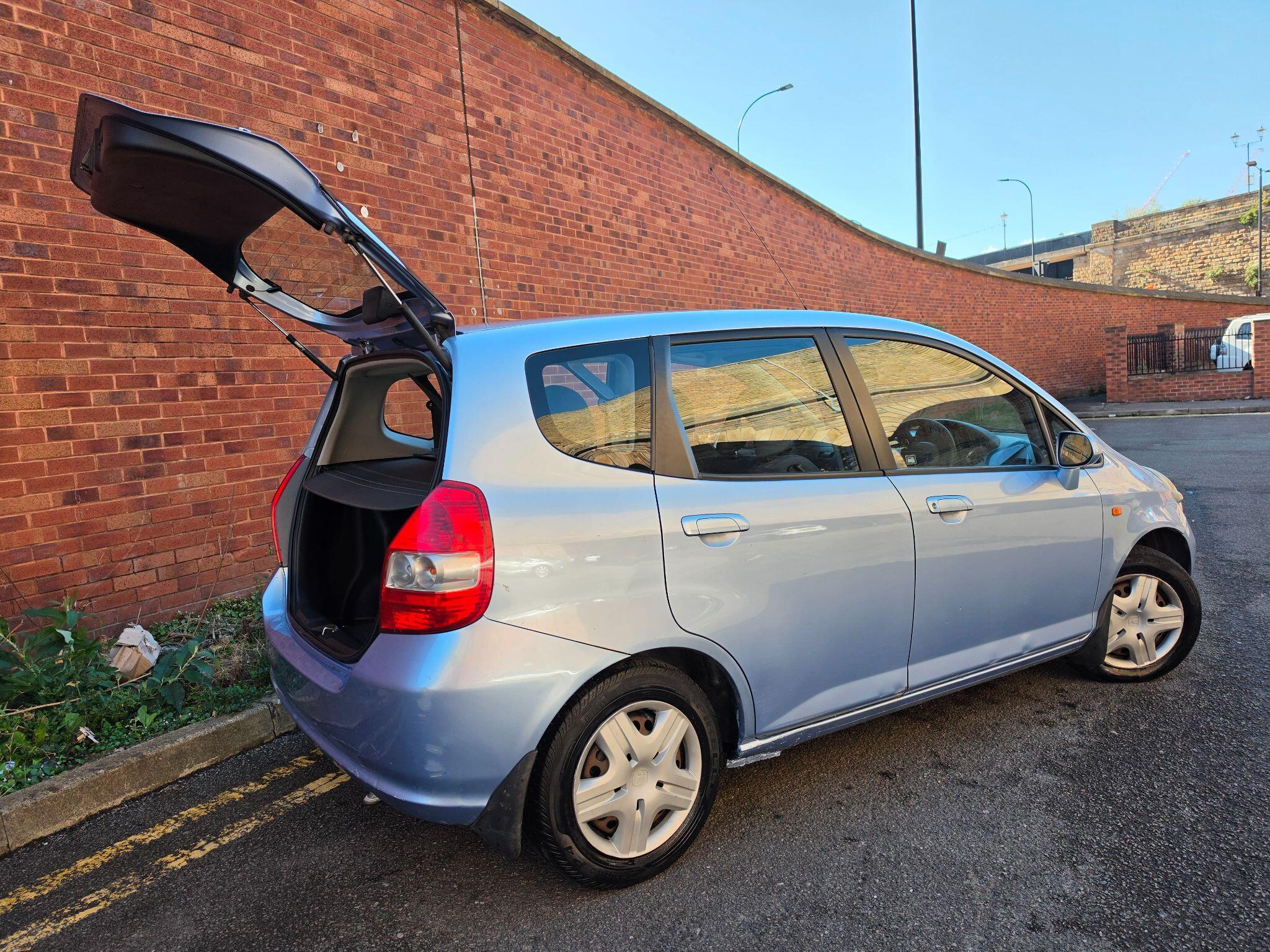 Honda Jazz - Image 4