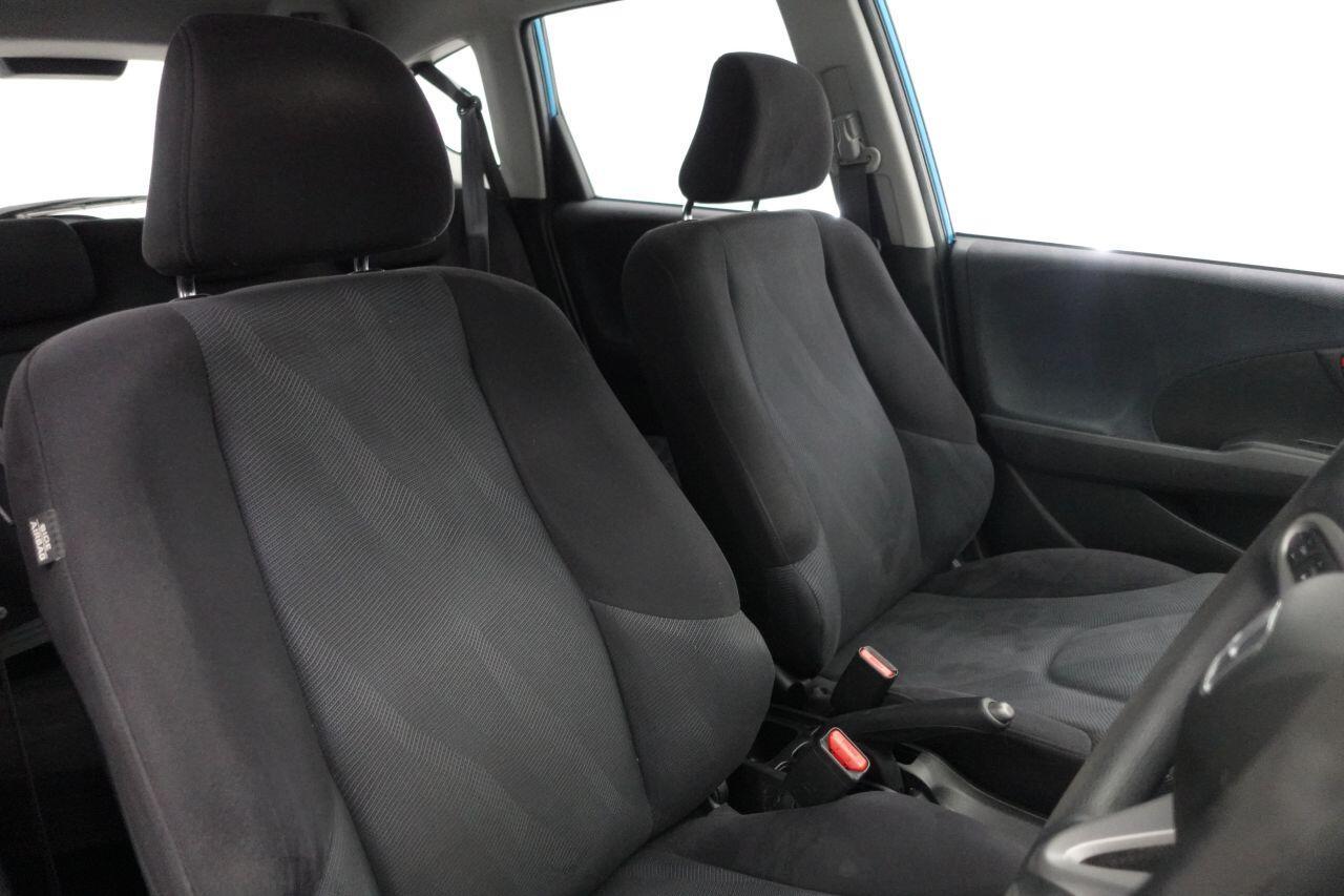 Honda Jazz - Image 2