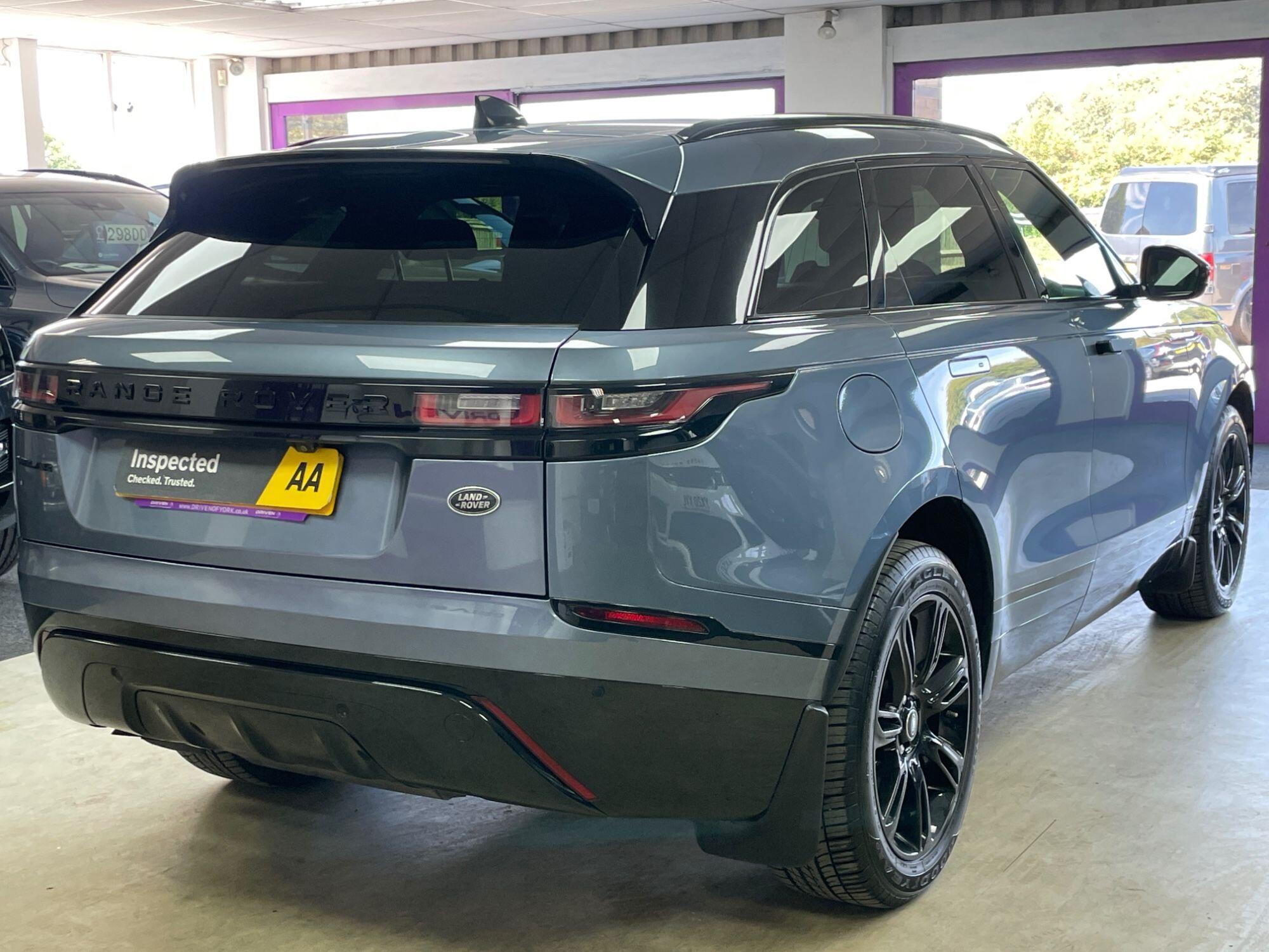 Land Rover Range Rover Velar - Image 11