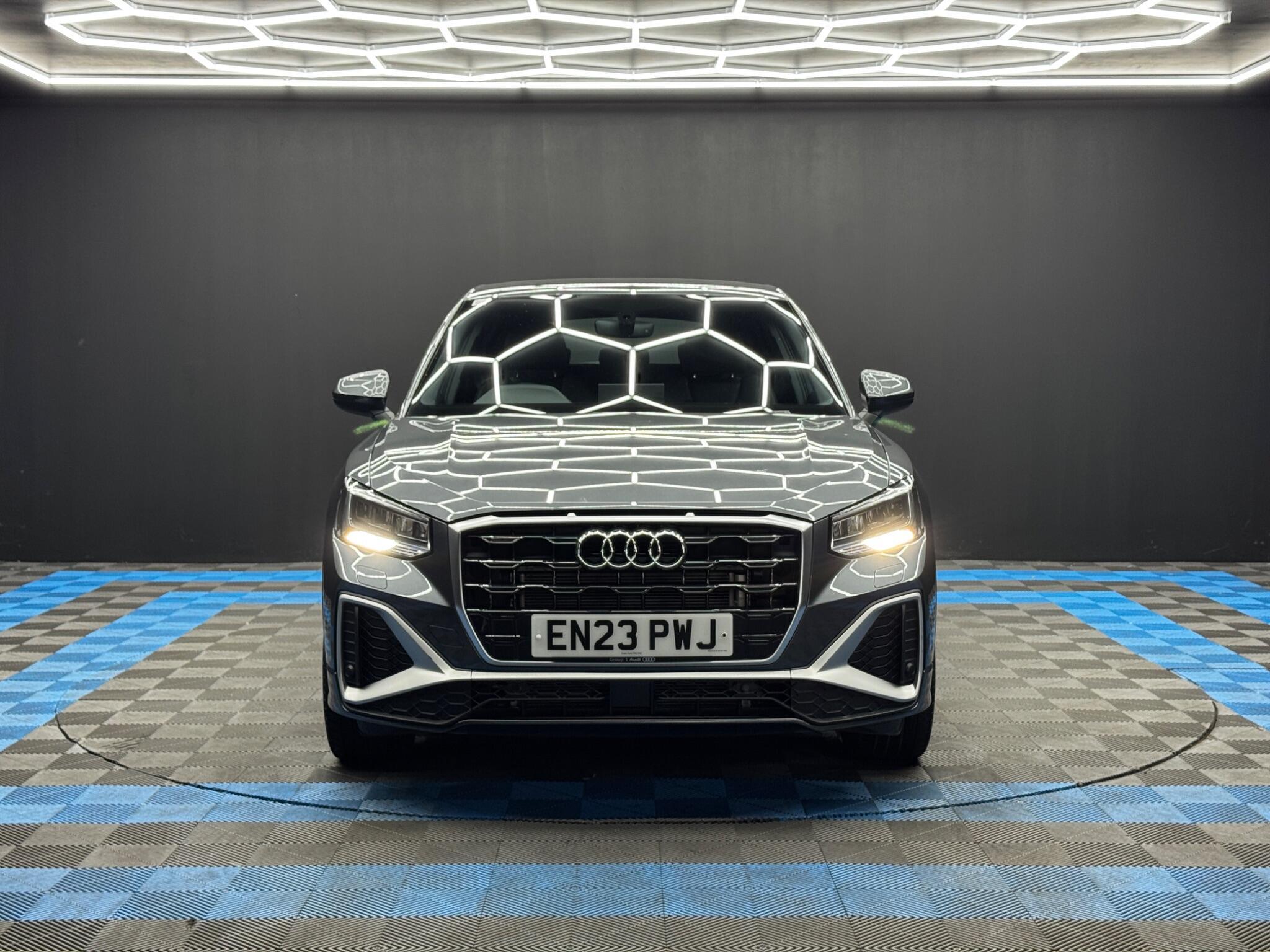 Audi Q2 - Image 2