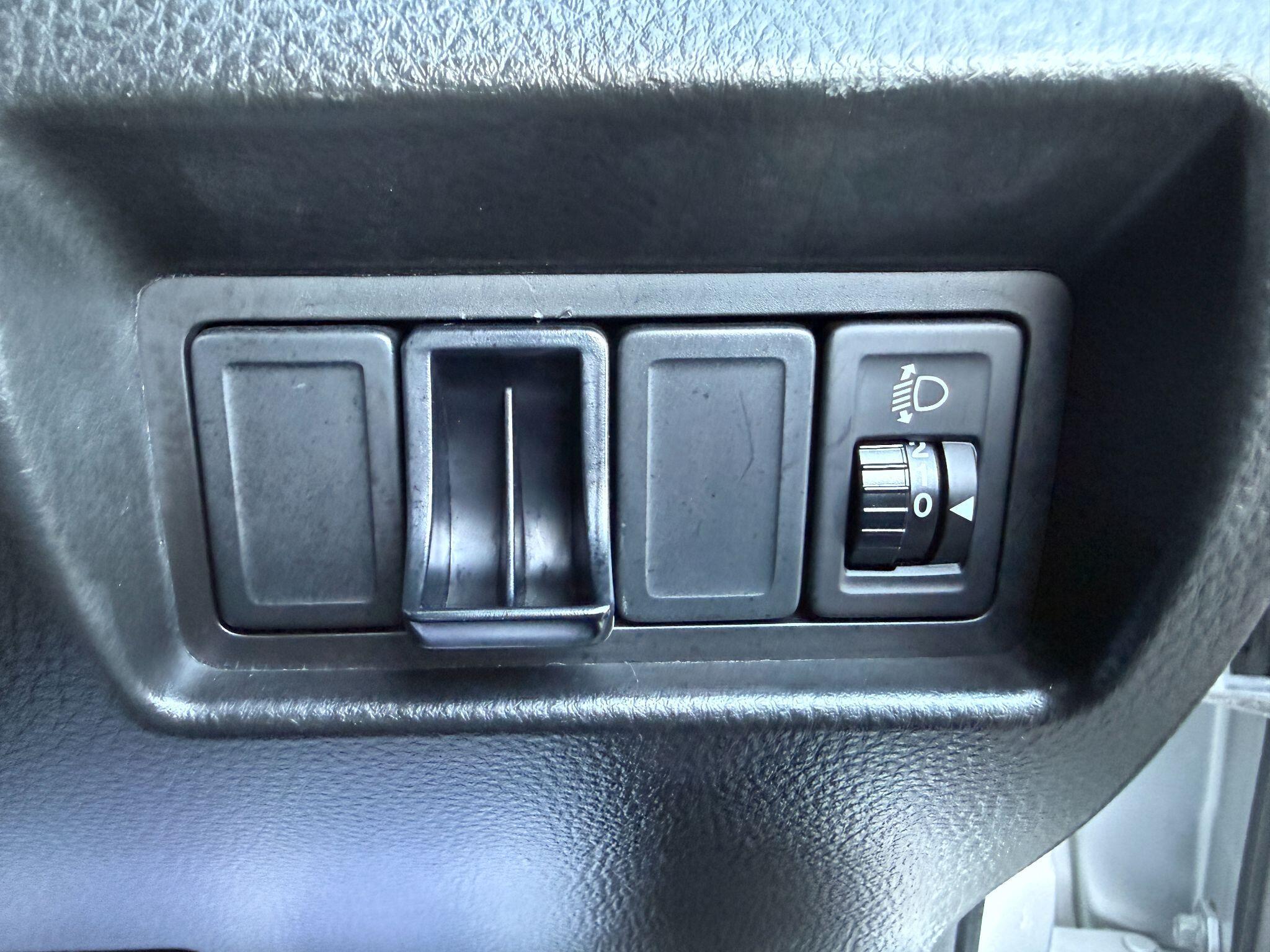 Suzuki Swift - Image 56