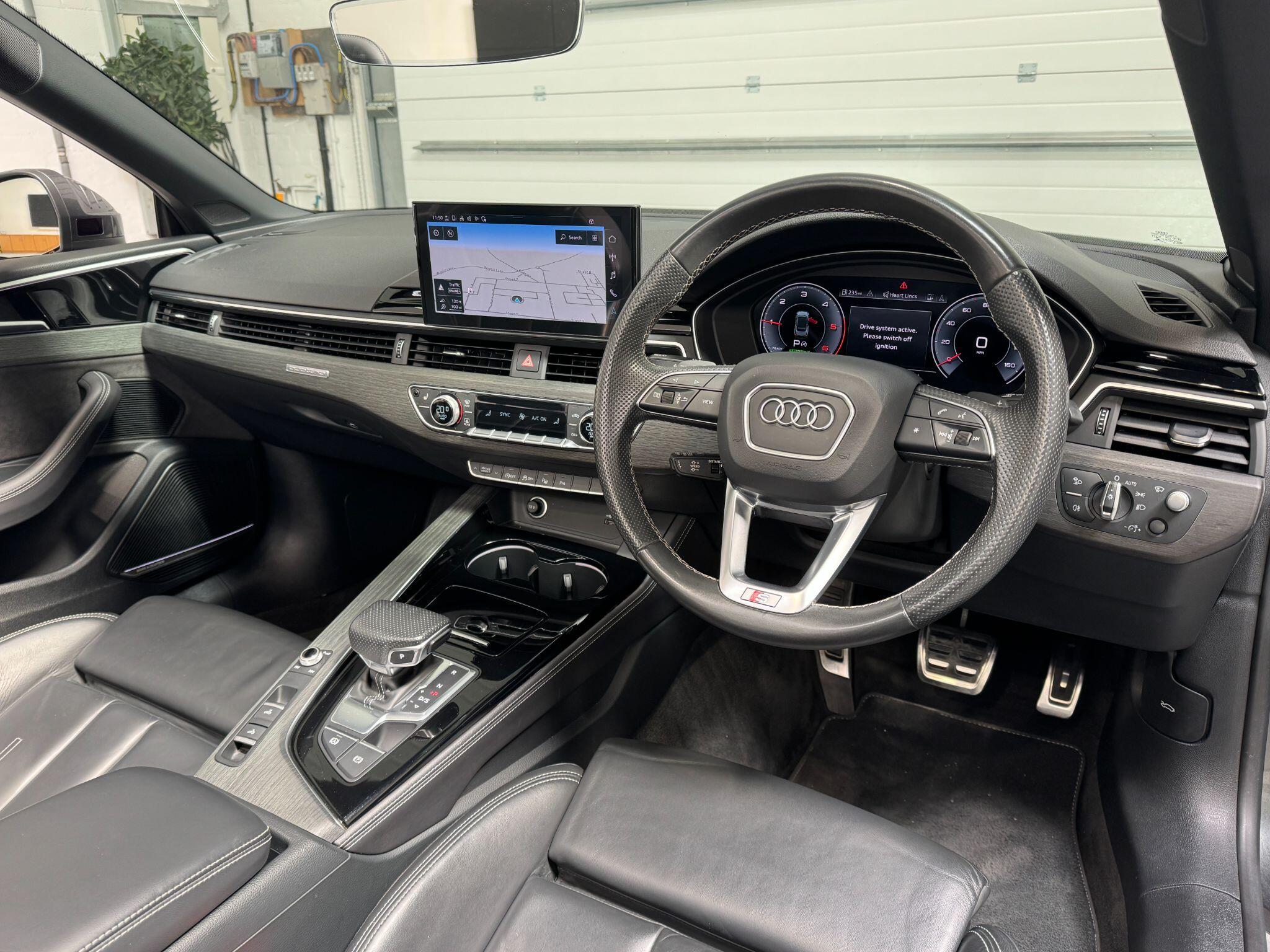 Audi A5 CABRIOLET - Image 18