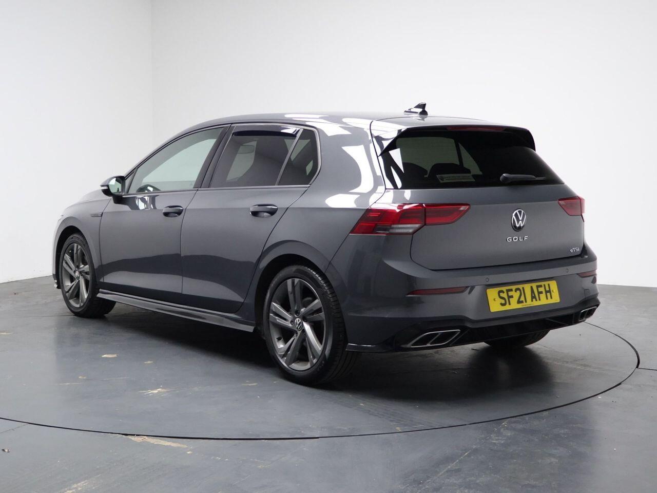 Volkswagen Golf - Image 9