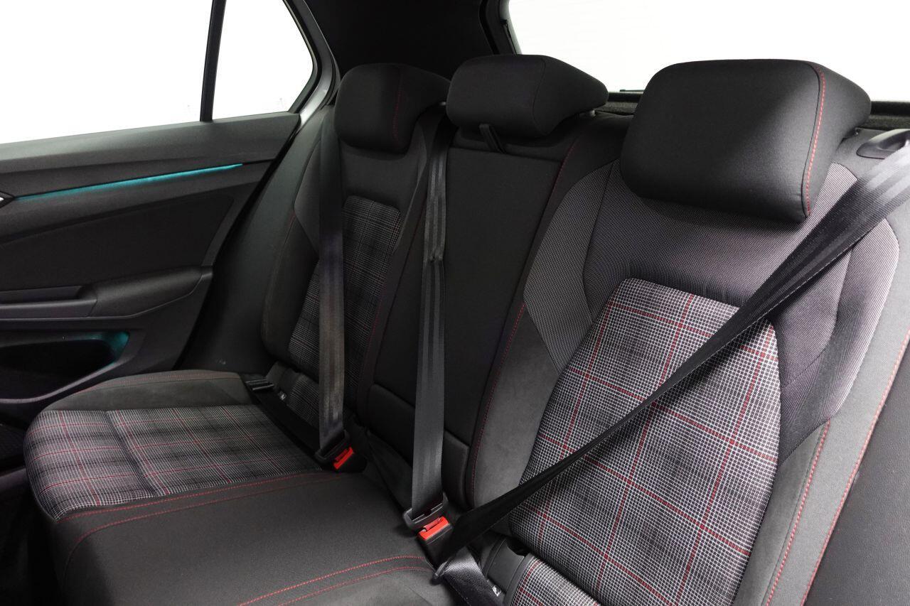 Volkswagen Golf - Image 46