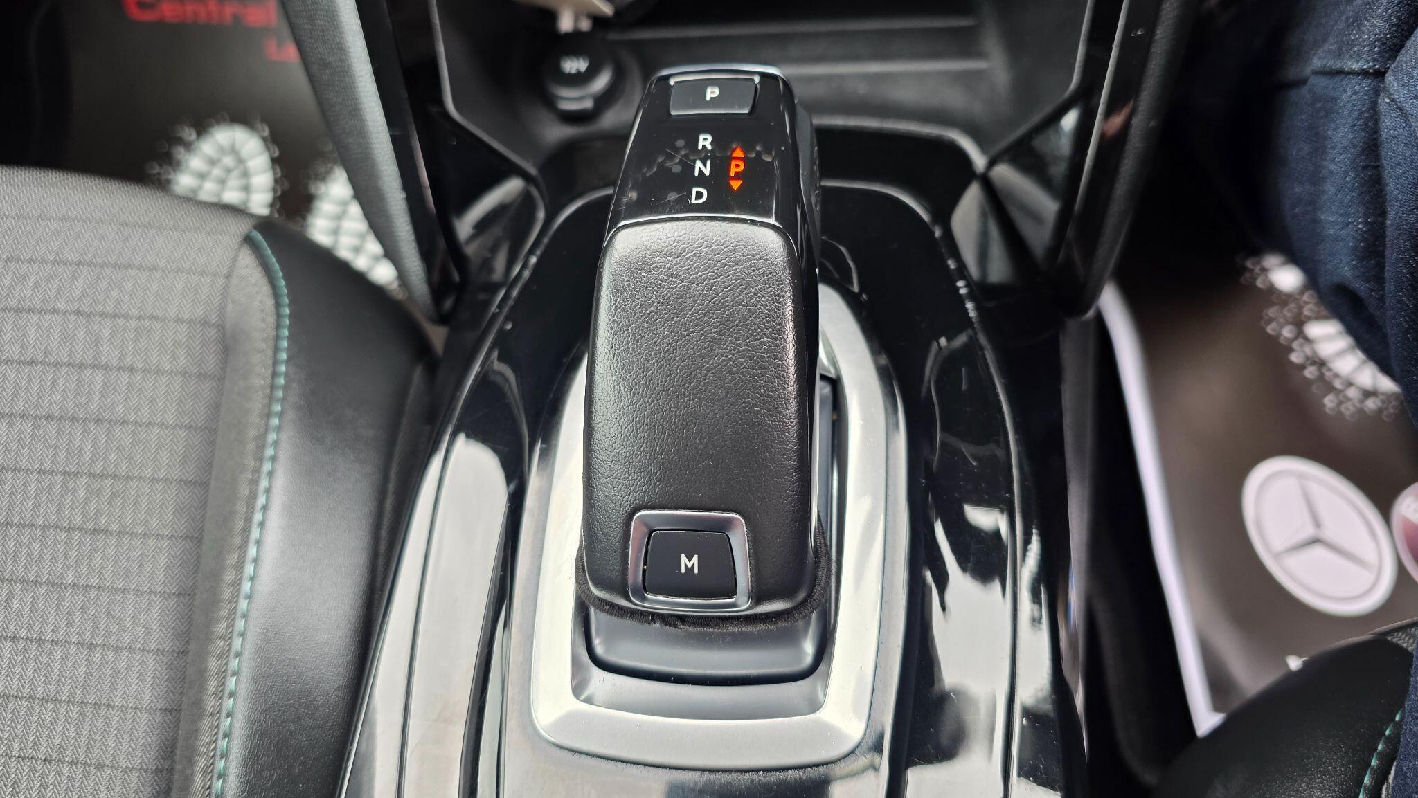 Peugeot 208 - Image 36