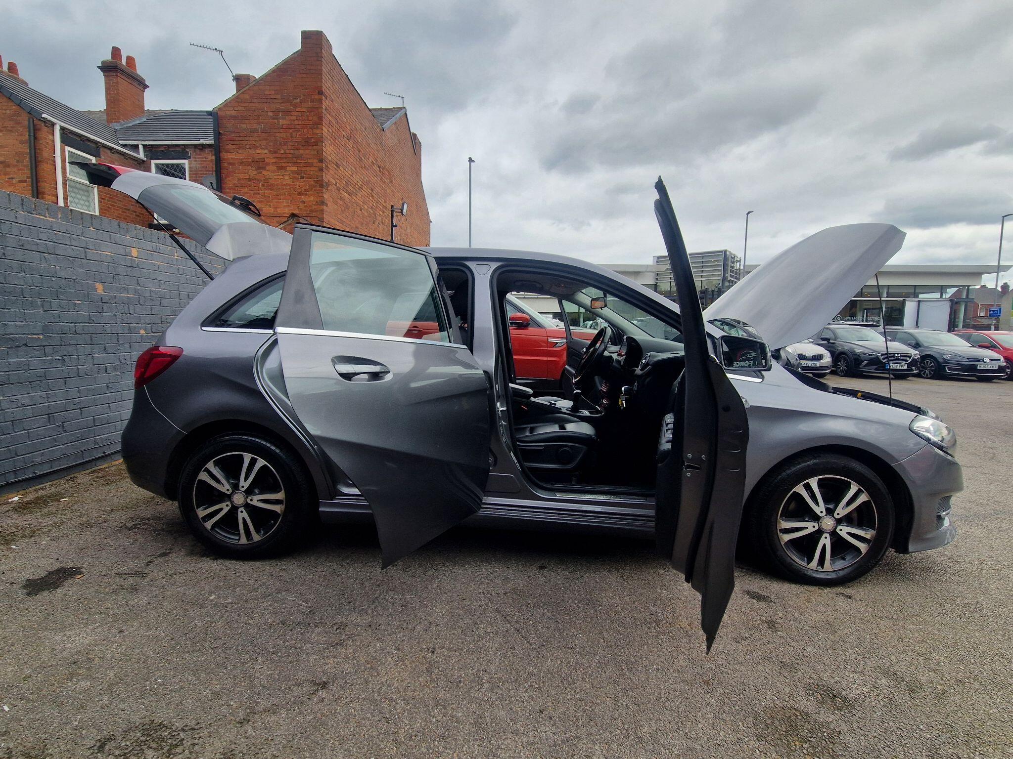 Mercedes B Class - Image 17