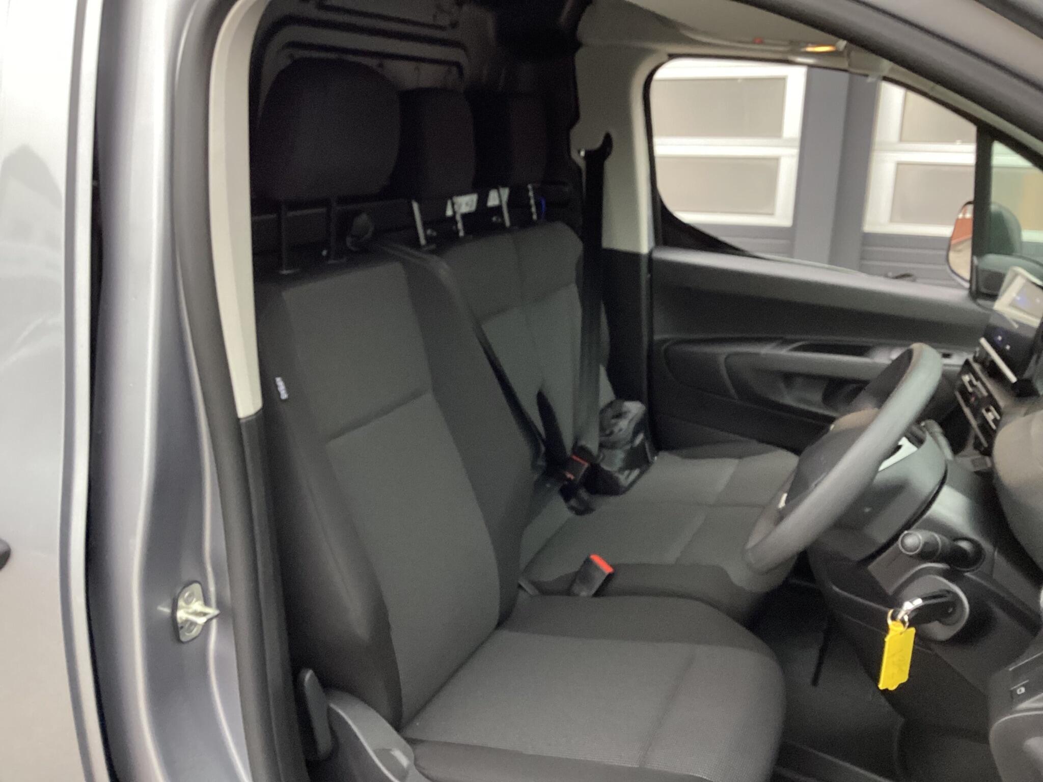 Peugeot Partner - Image 19