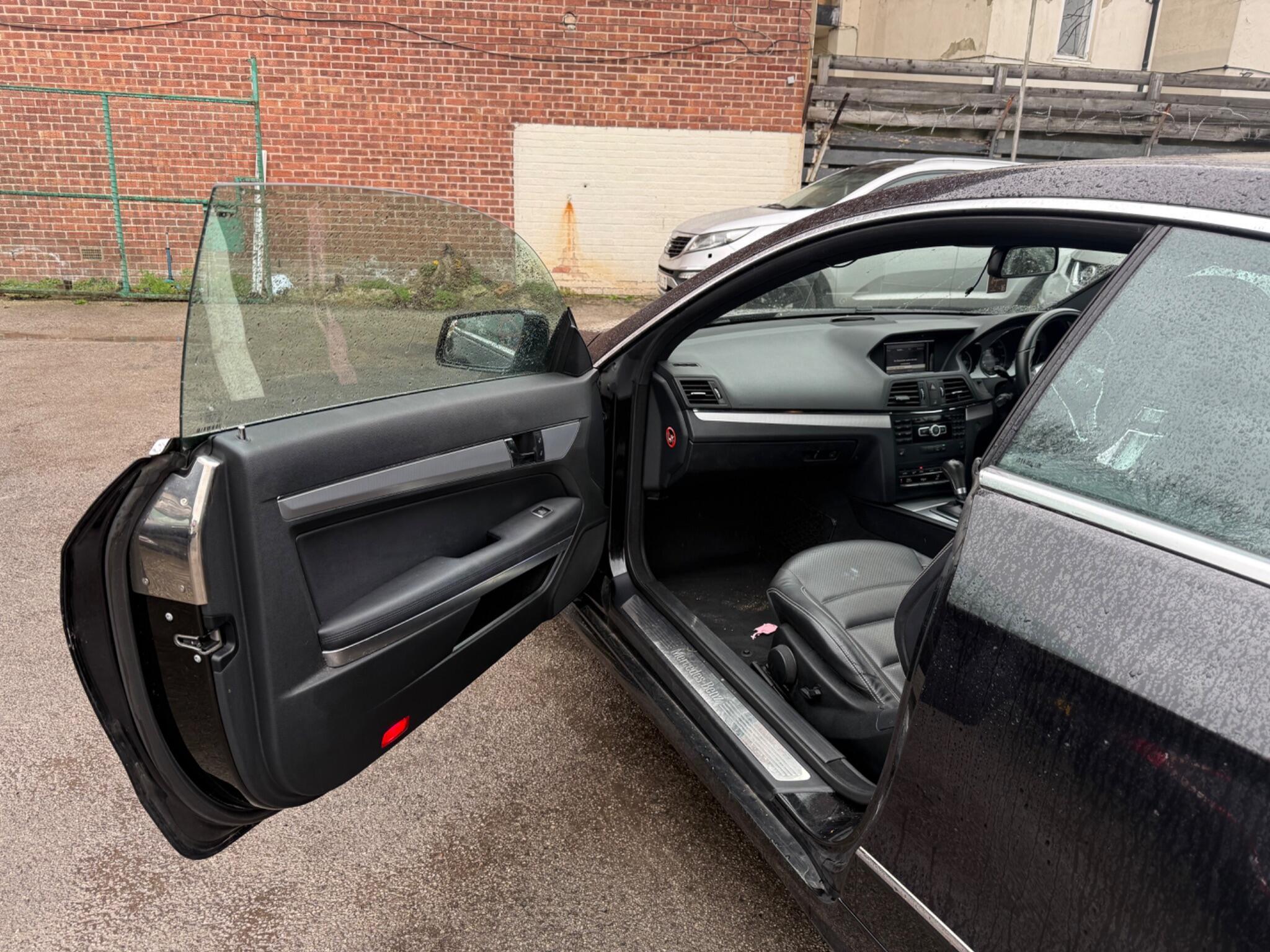 Mercedes E Class - Image 19