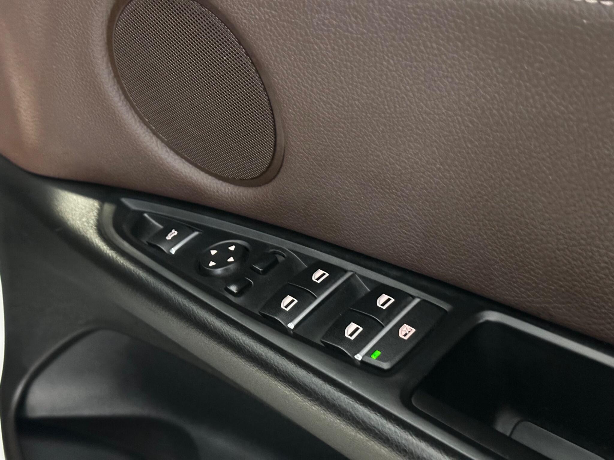 BMW X5 - Image 15