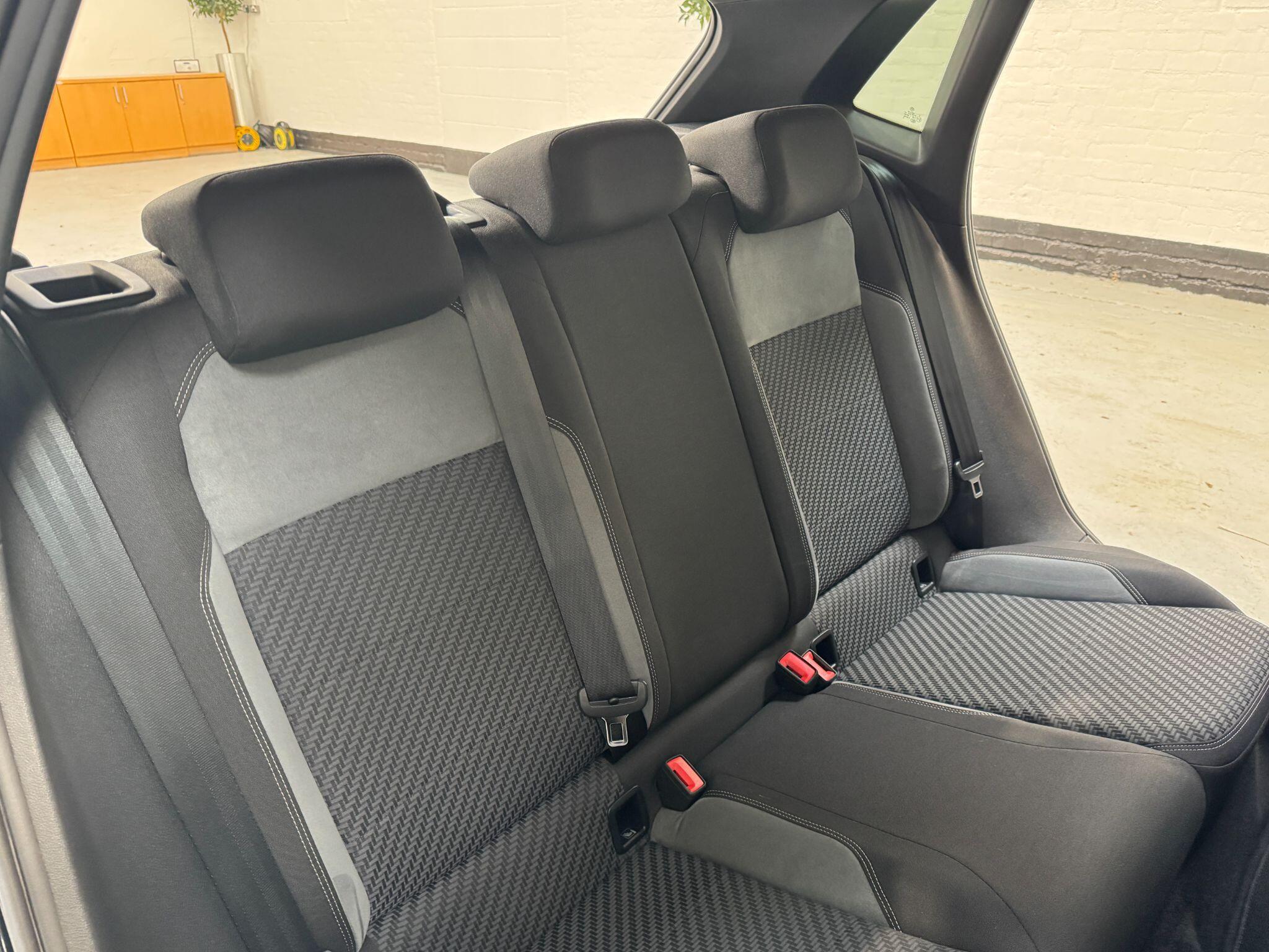 Volkswagen Polo - Image 21