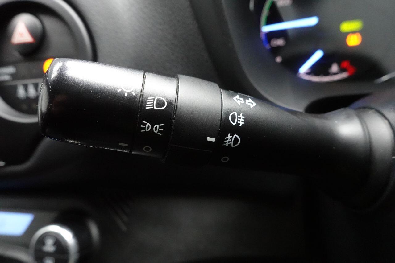 Toyota Yaris - Image 9