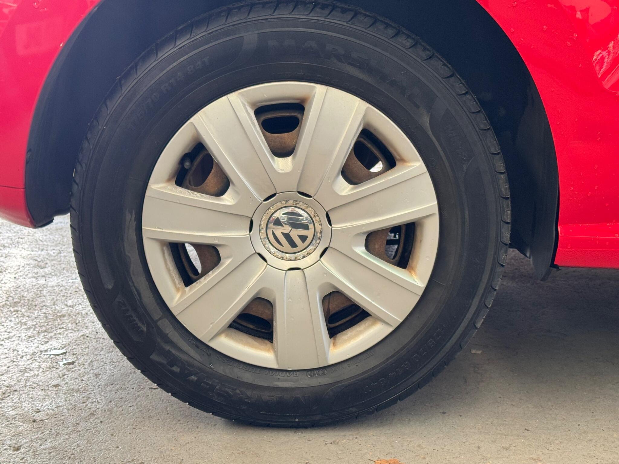 Volkswagen Polo - Image 14