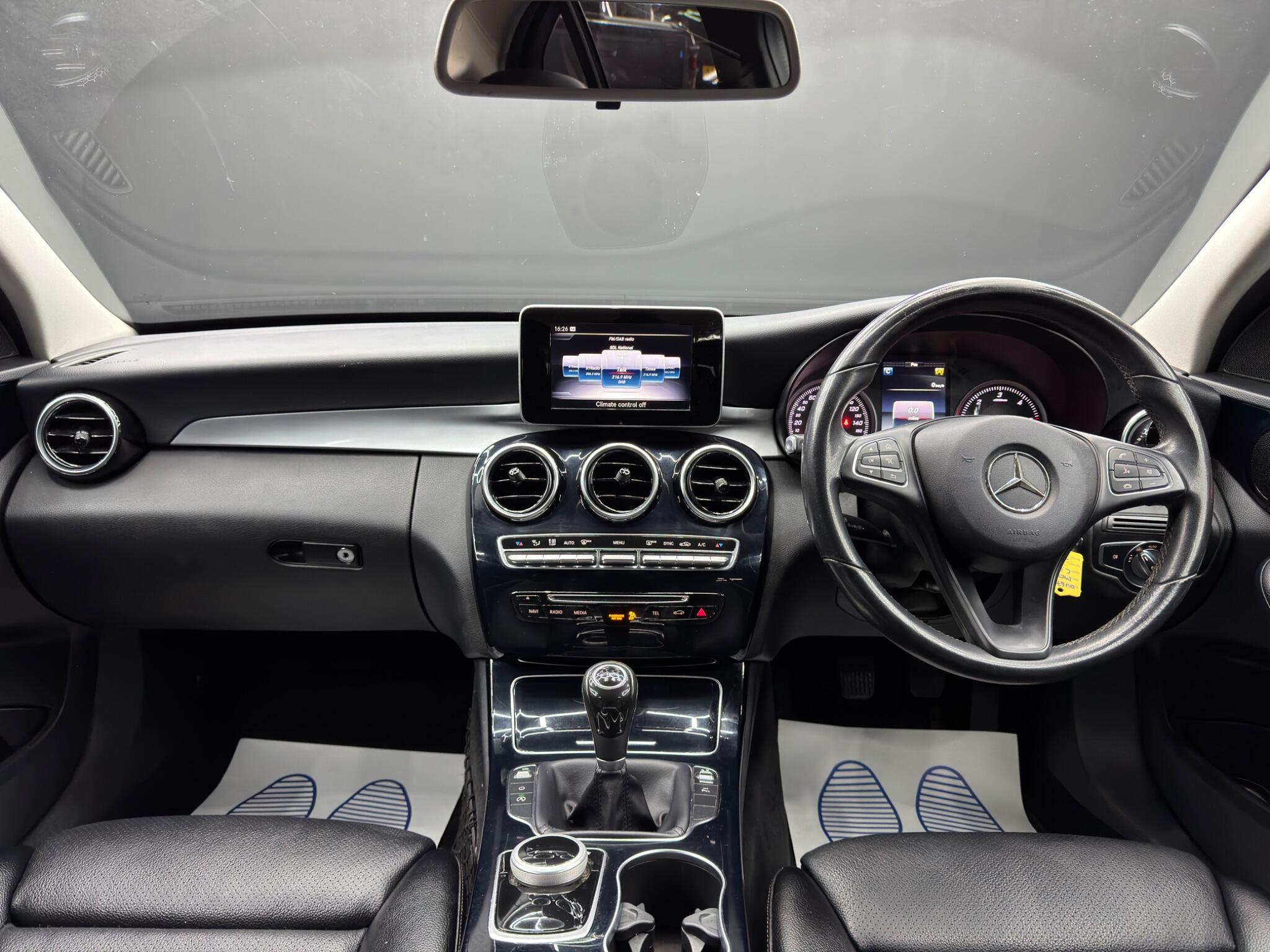Mercedes C Class - Image 10
