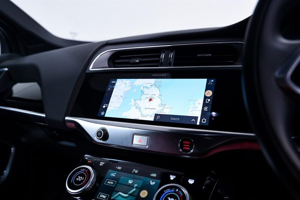 Jaguar I-Pace - Image 23