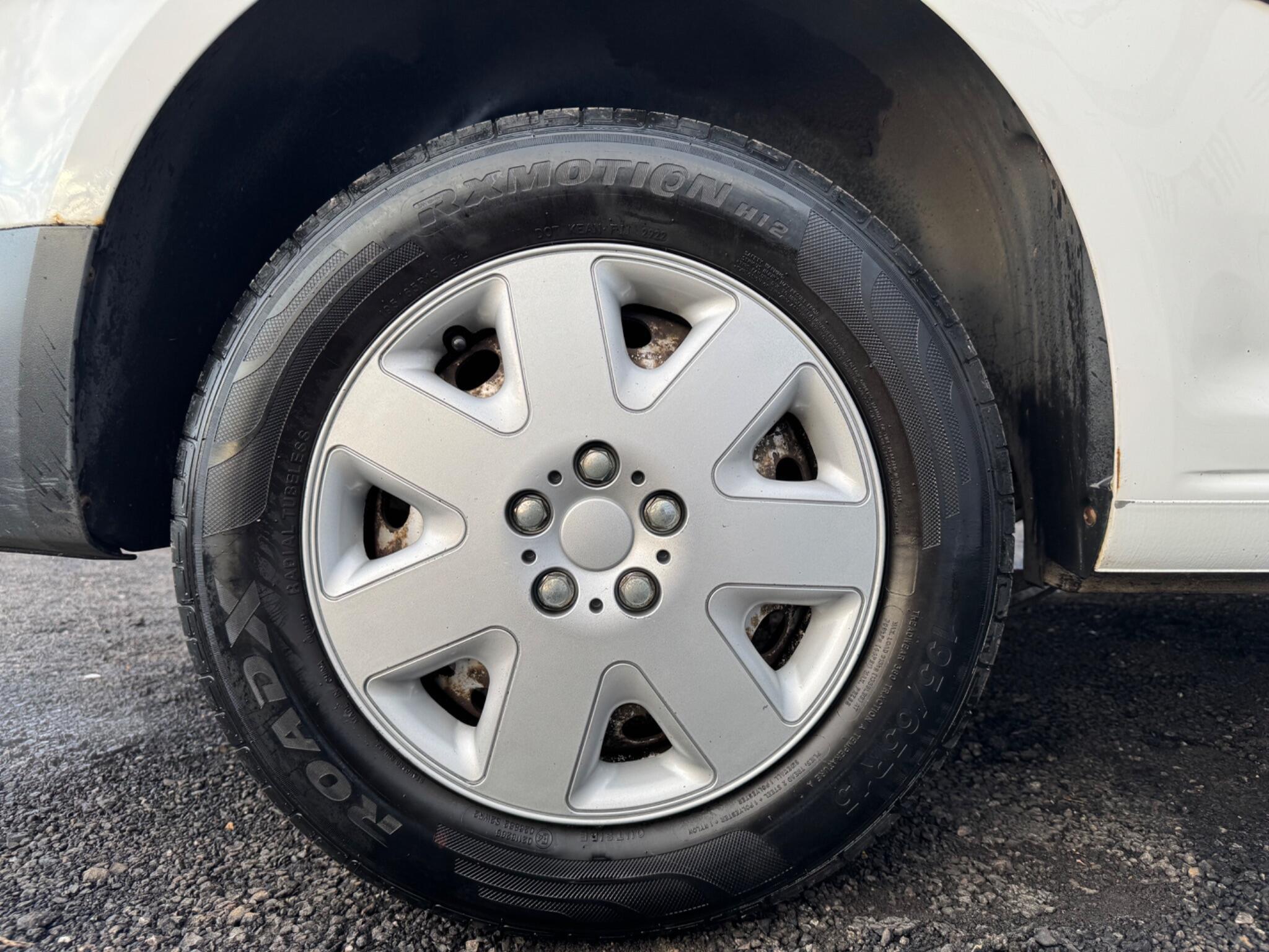 Volkswagen Caddy - Image 24