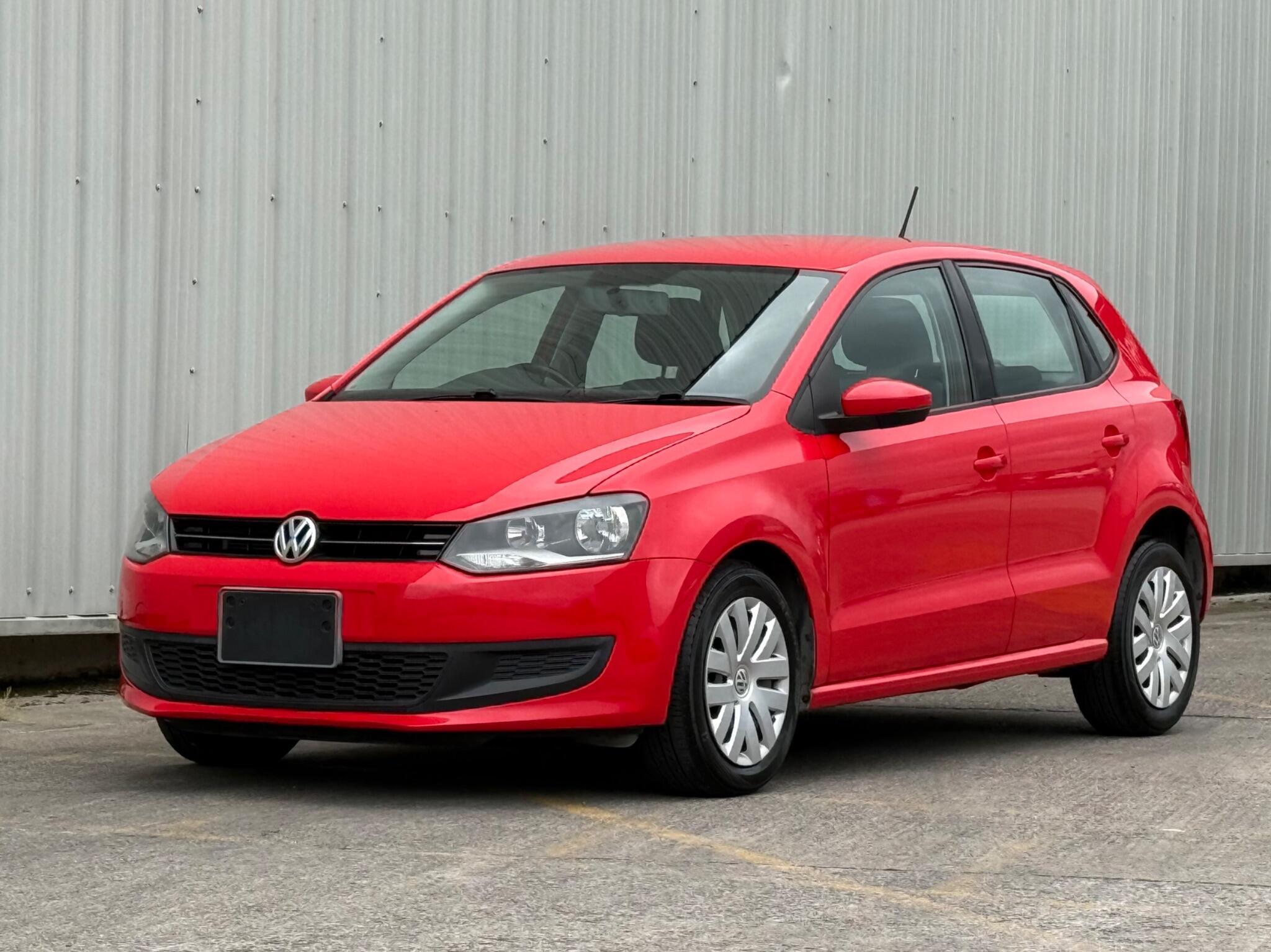 Volkswagen Polo - Image 8