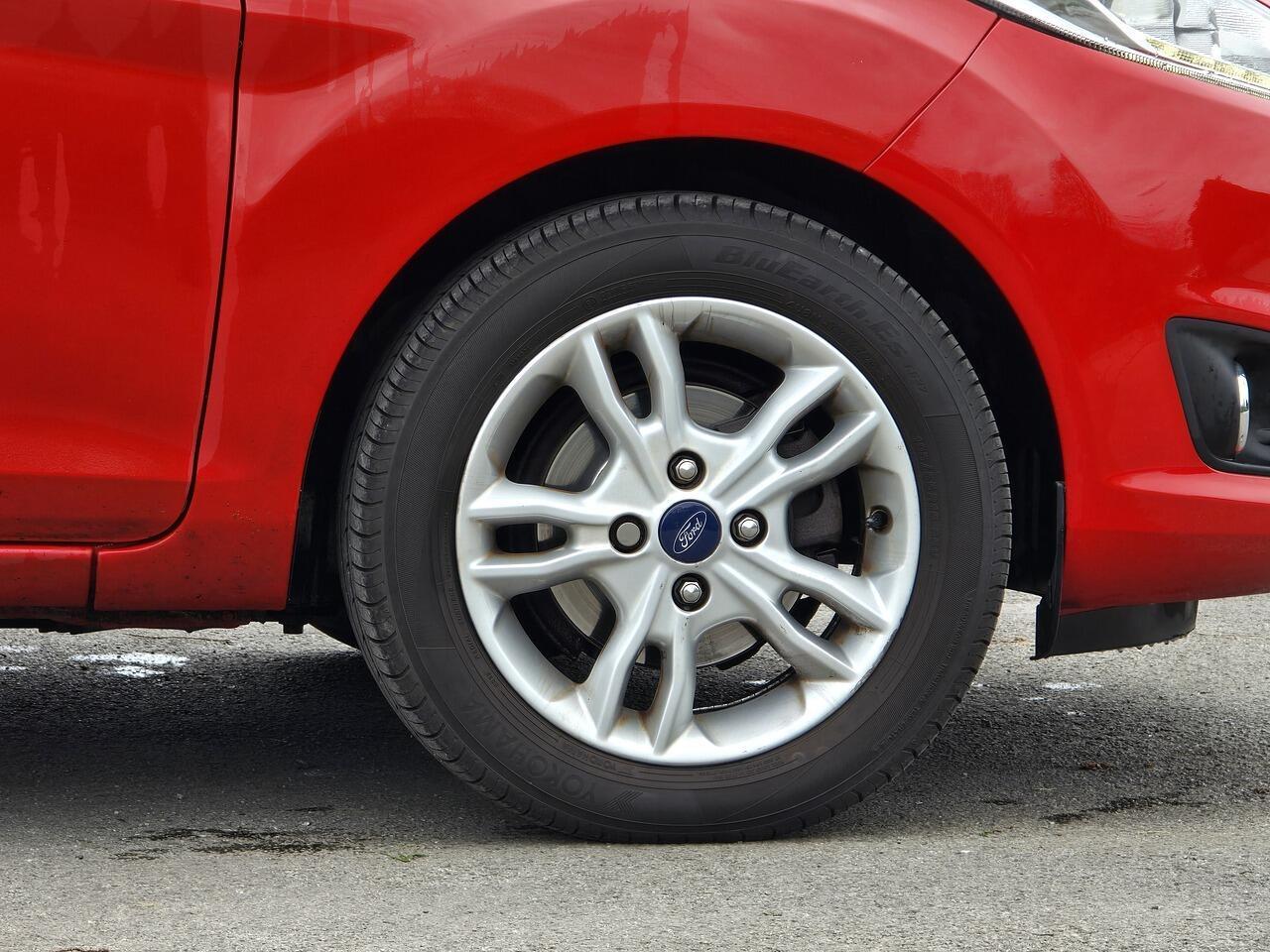 Ford Fiesta - Image 27