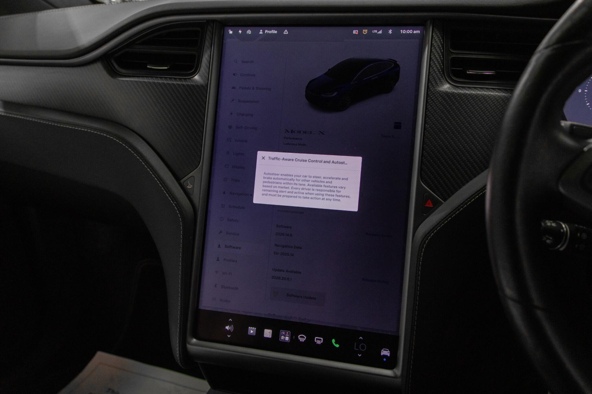 Tesla Model X - Image 19