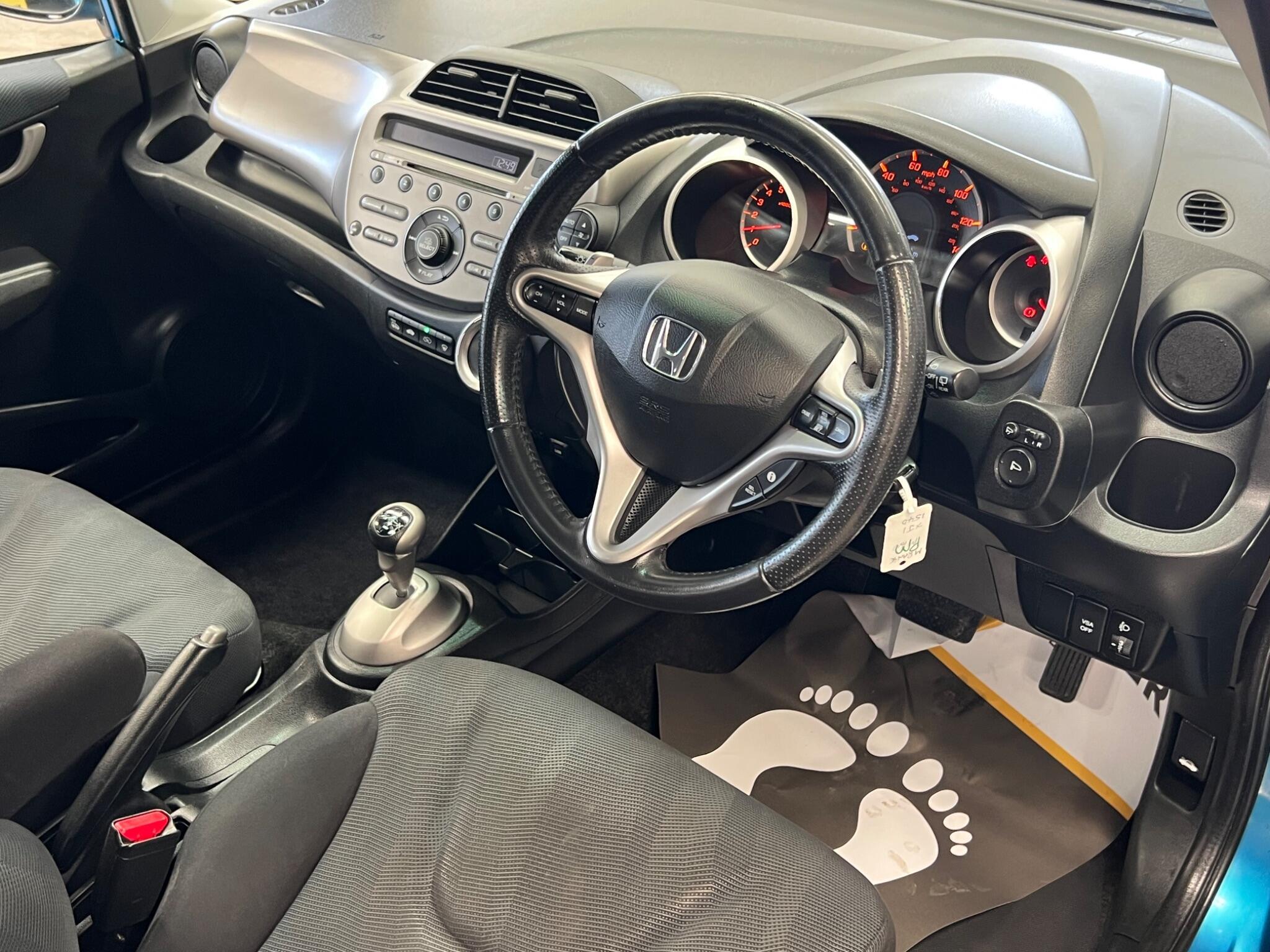 Honda Jazz - Image 20