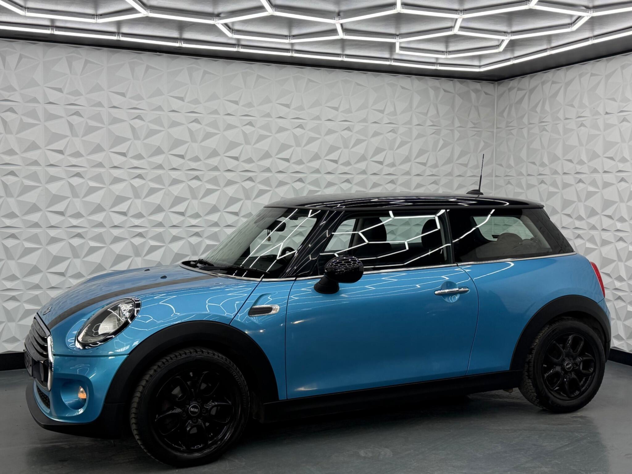 MINI Hatch - Image 6