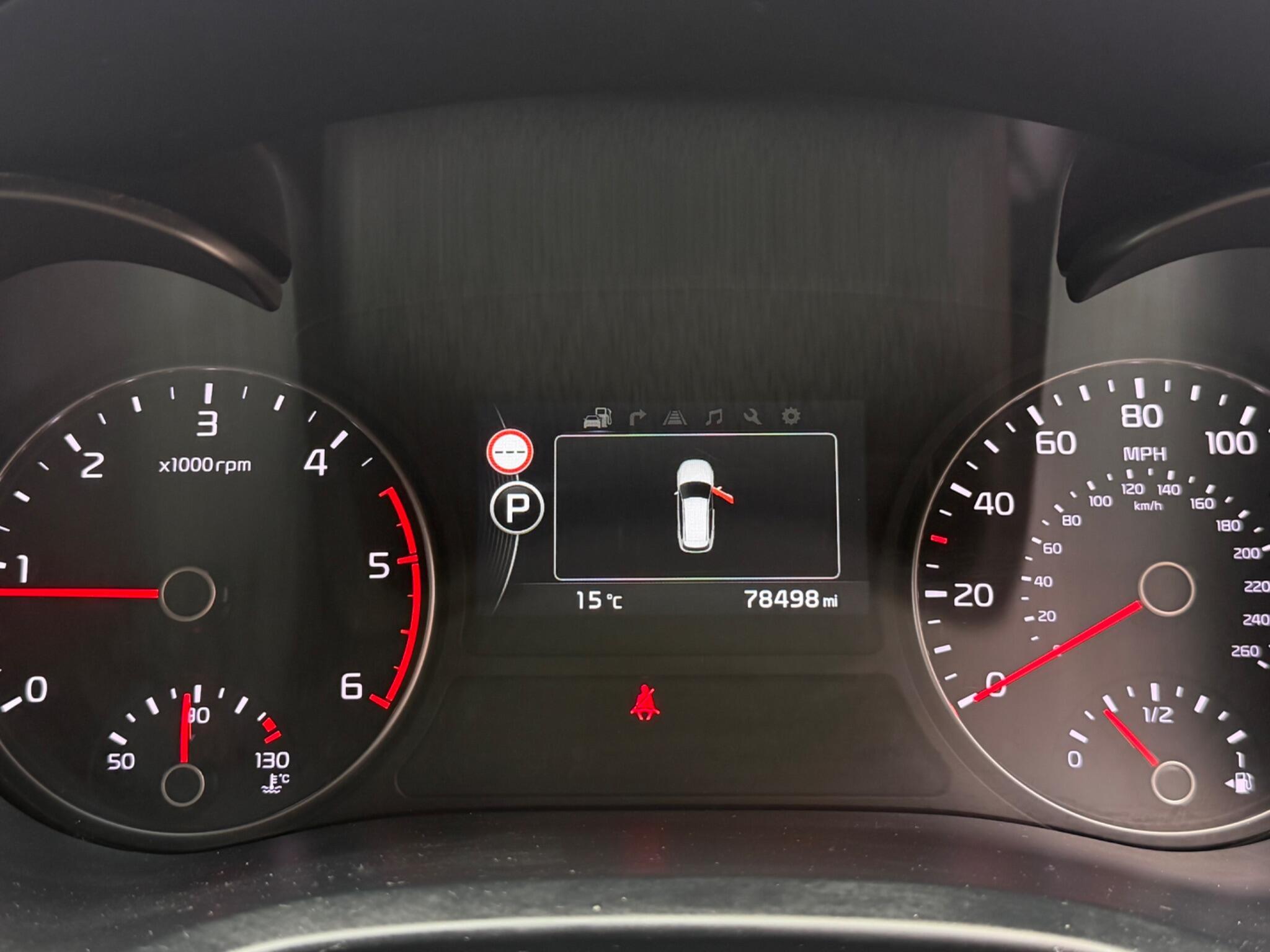 Kia Optima - Image 17