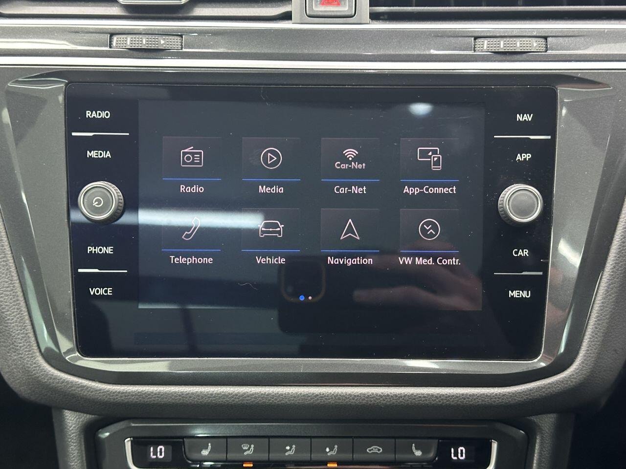 Volkswagen Tiguan - Image 23