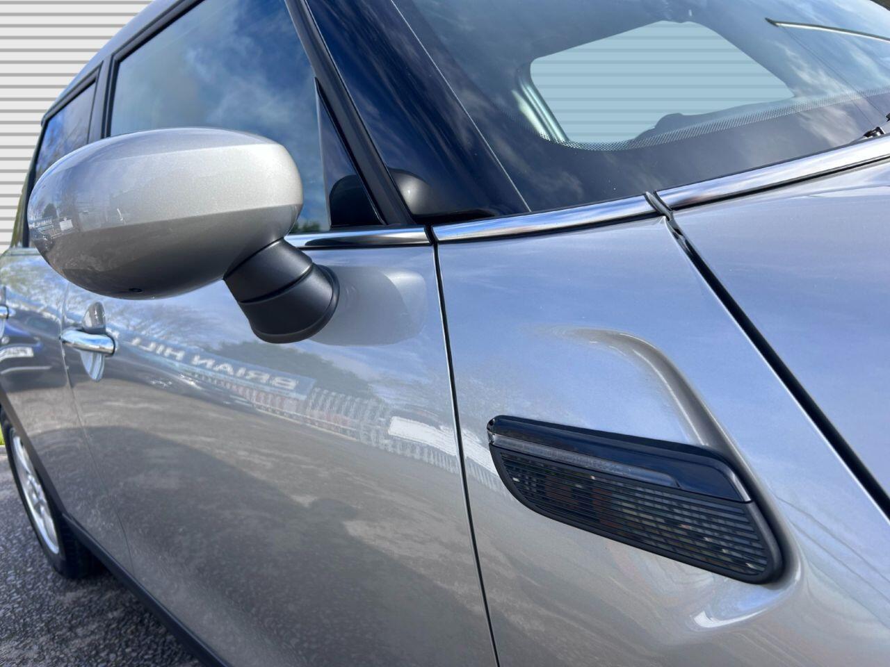 MINI Hatch - Image 11