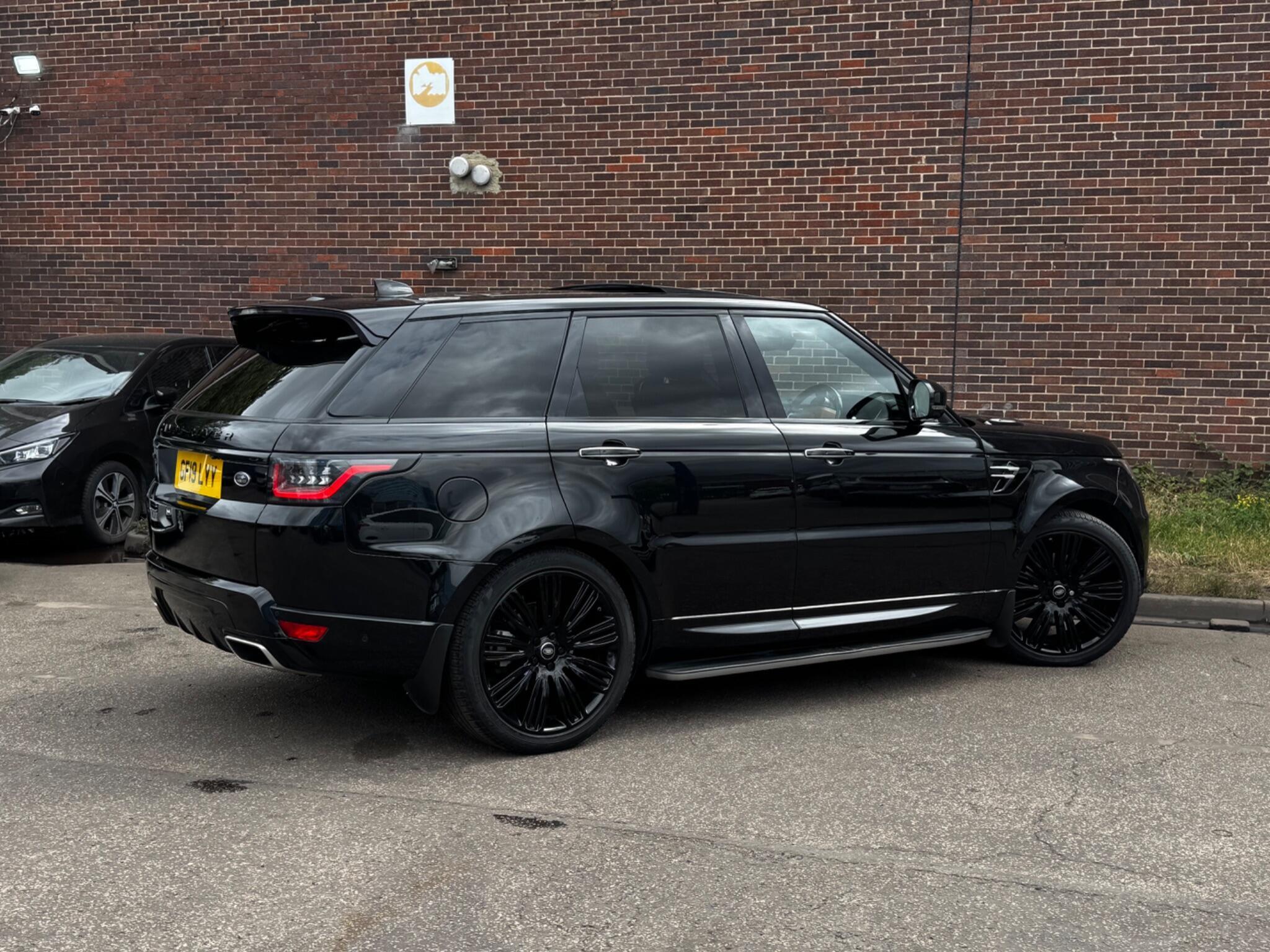 Land Rover RANGE ROVER SPORT - Image 16